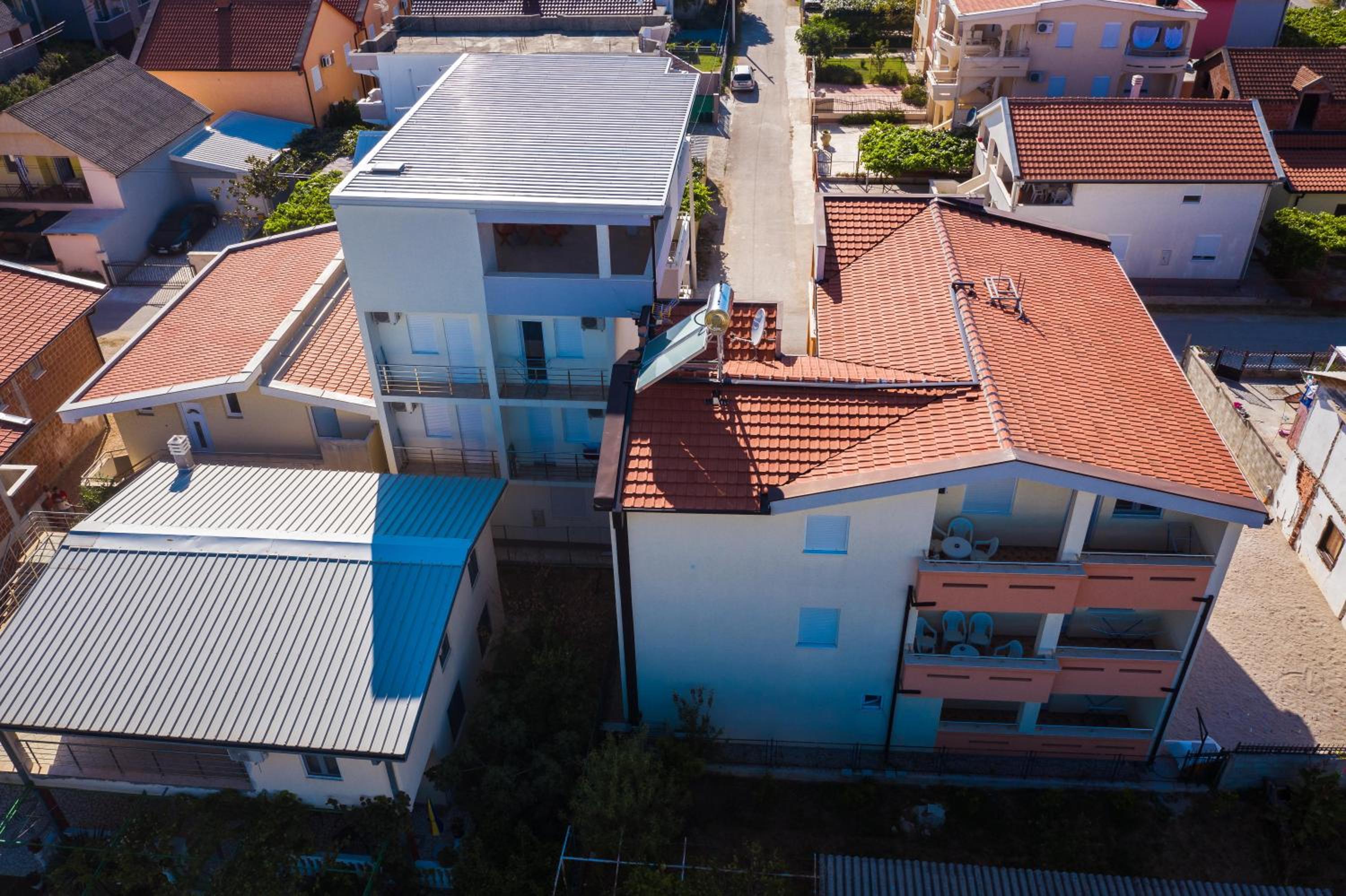 Apartments Leyla