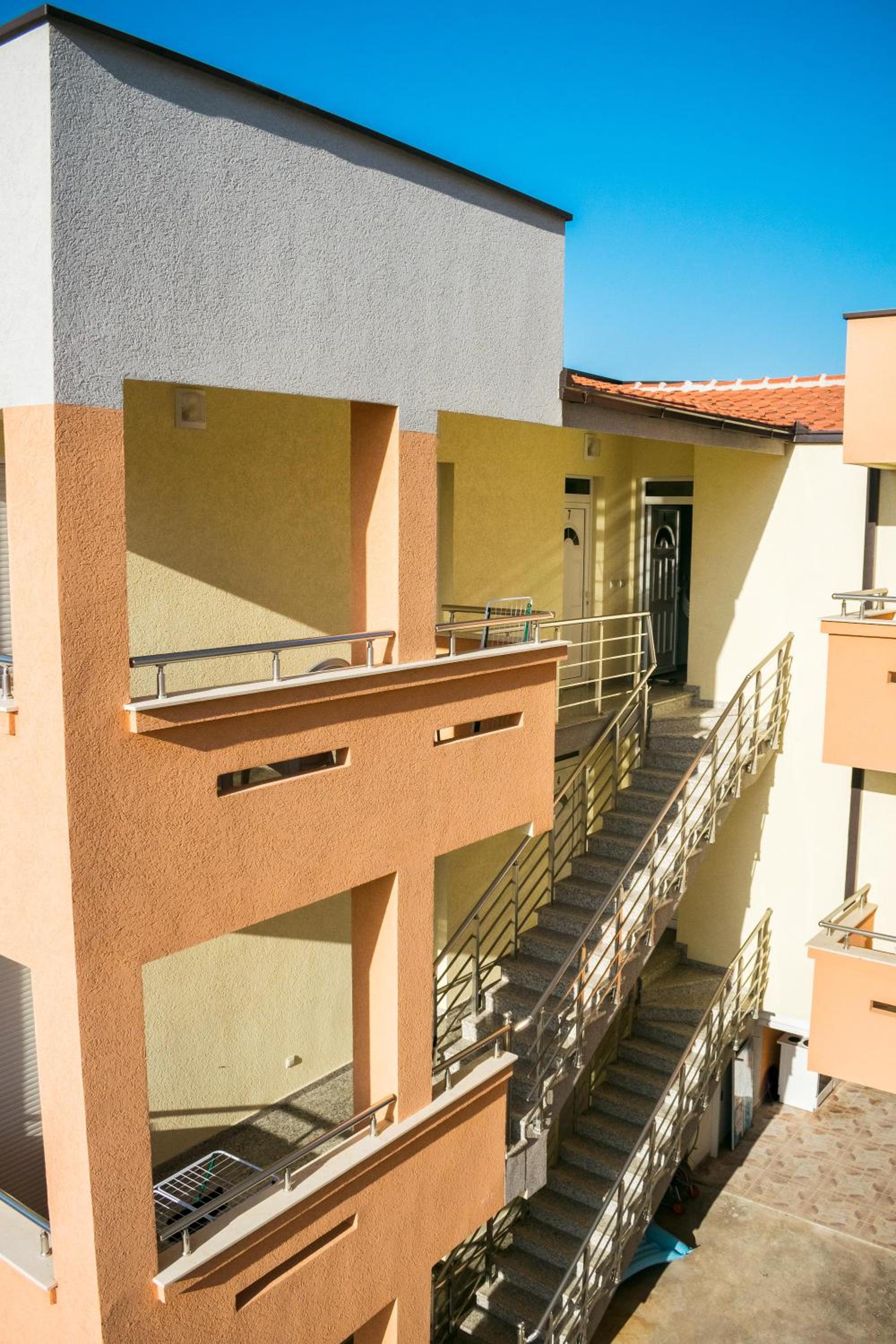 Apartments Leyla
