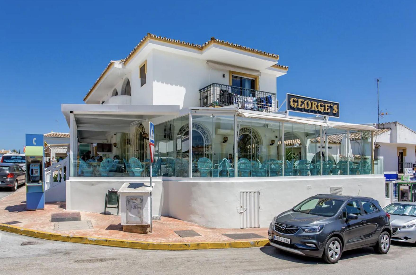 Renovated two bedroom apartment in Riviera close to the beach
