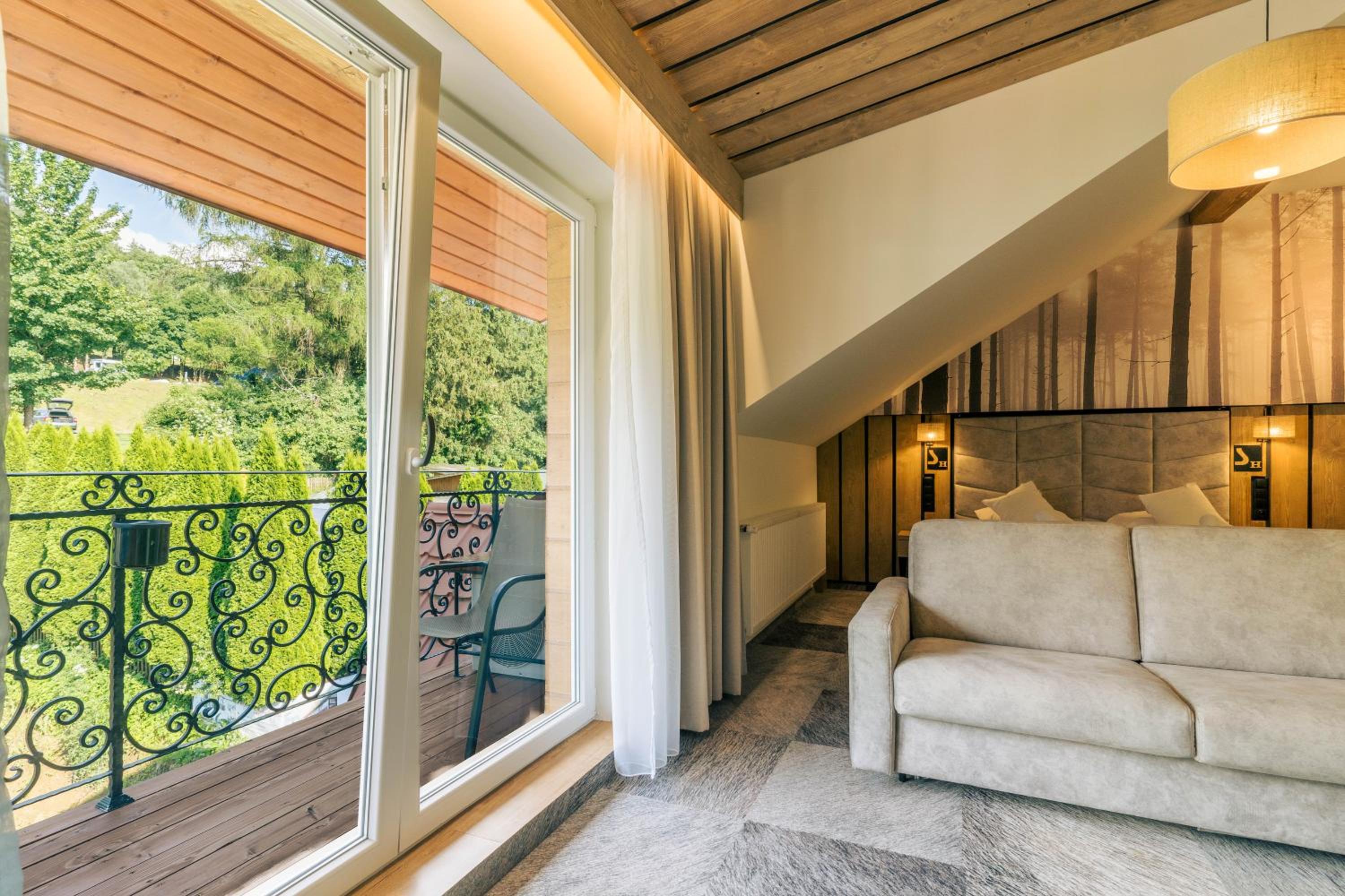 balcony