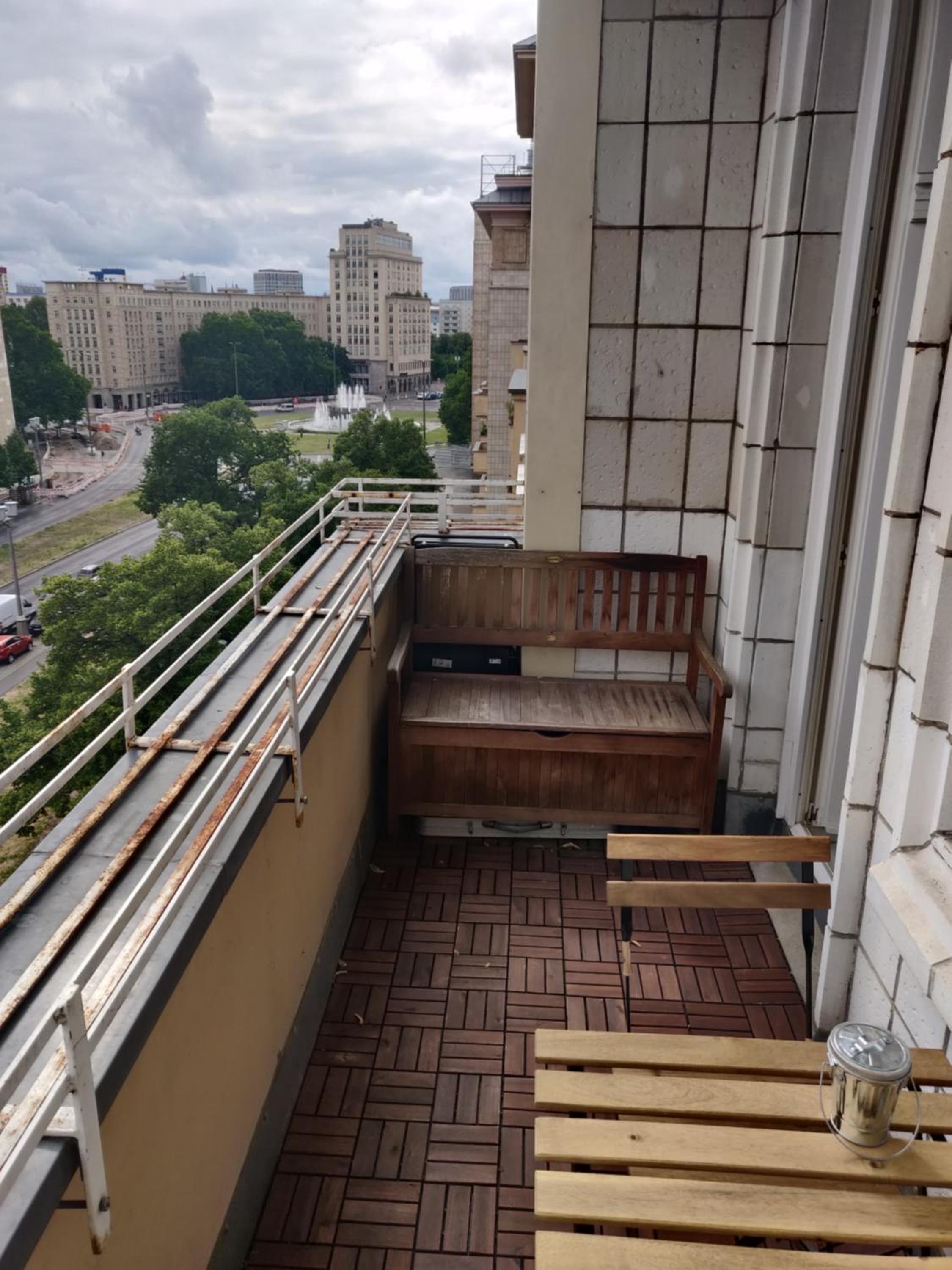 Zwei Charmante Privatzimmer mit Wohnbereich in zentraler Berliner Wohnung