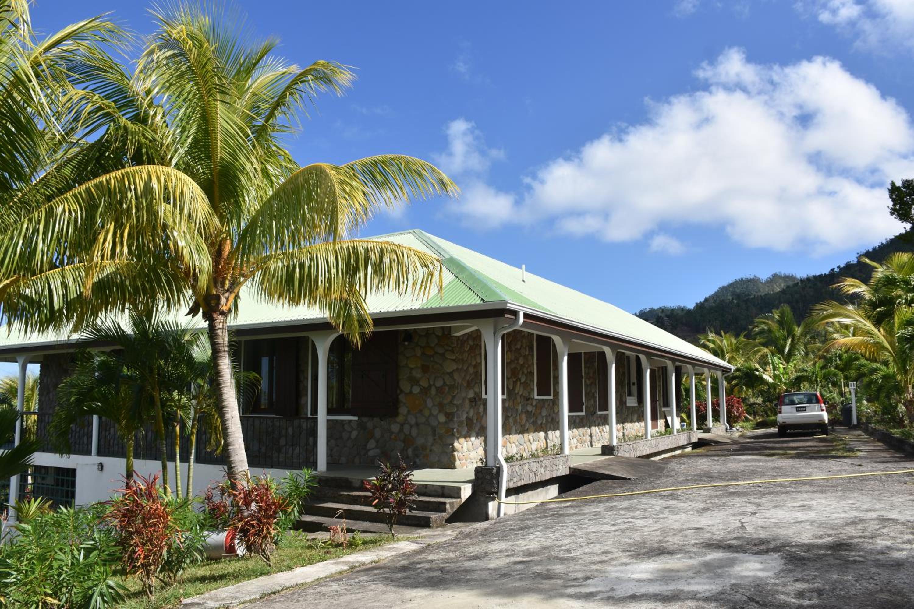 Triple Room Bed and Breakfast main House