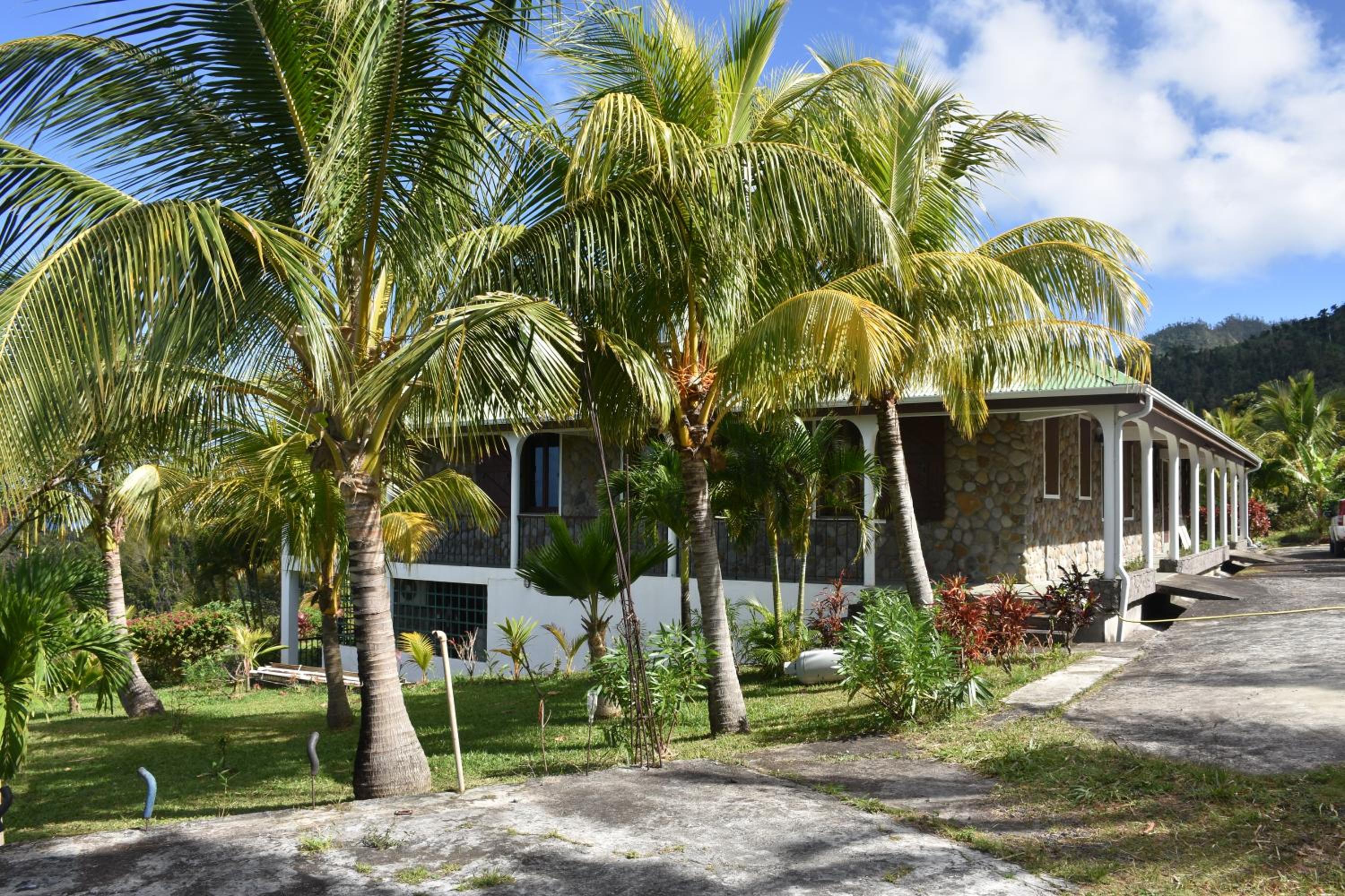 Triple Room Bed and Breakfast main House