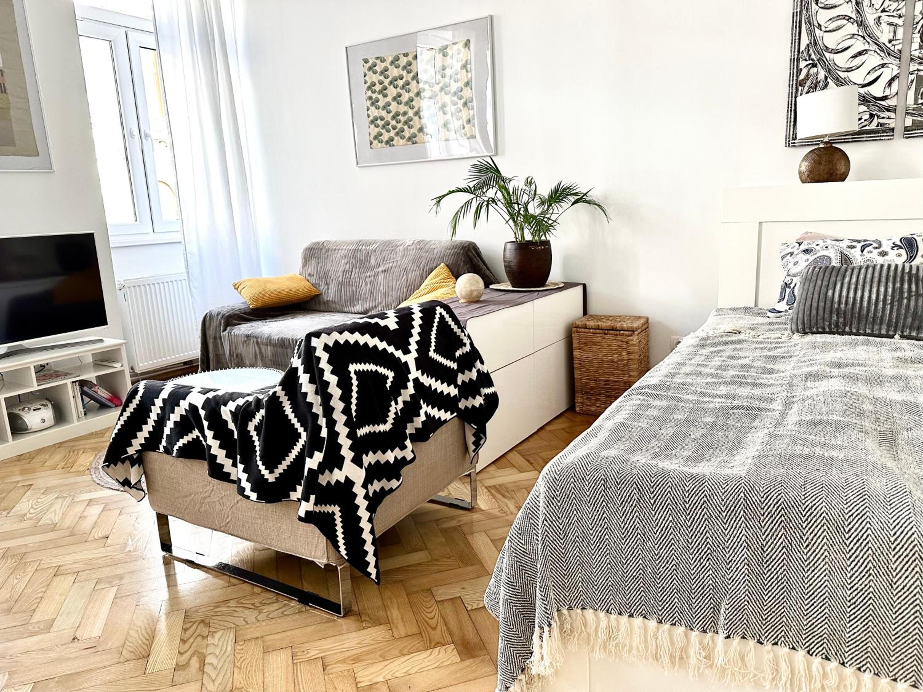 Cozy city Apartment close to metro - Self Check-in