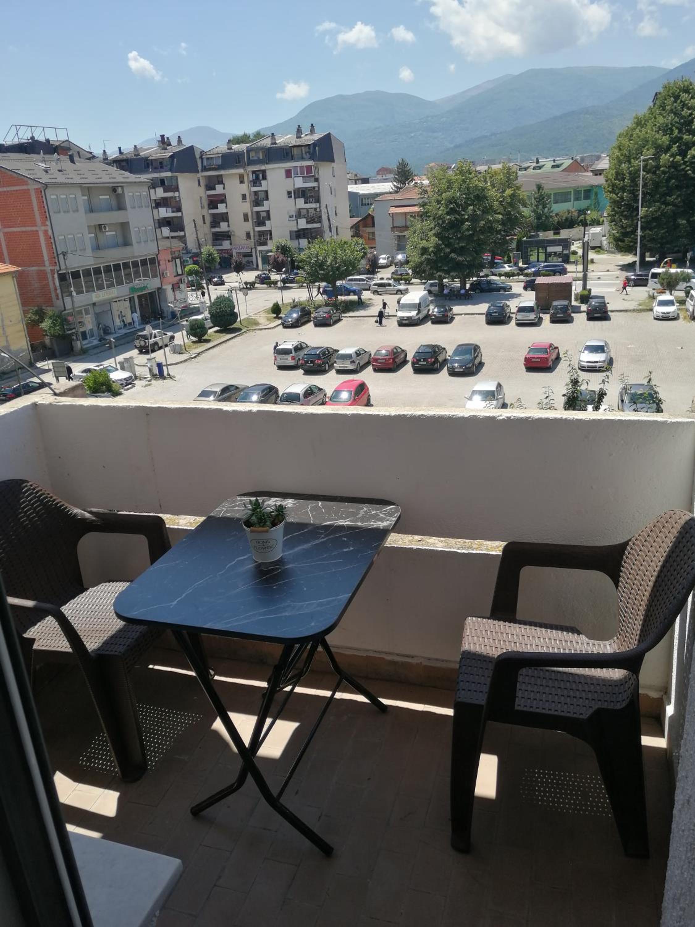 STE-FI APARTMANS view 3