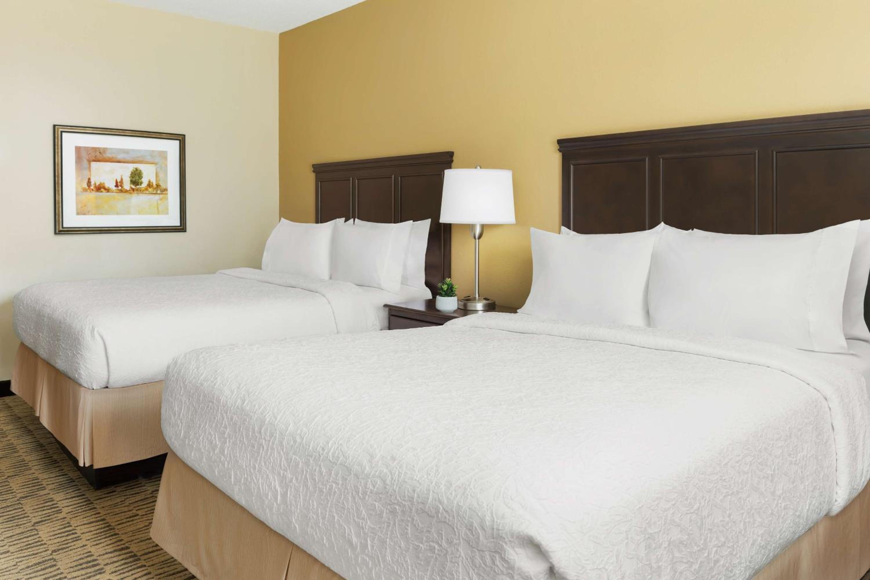 Jacksonville Vacations - Hampton Inn Jackson - Property Image 4