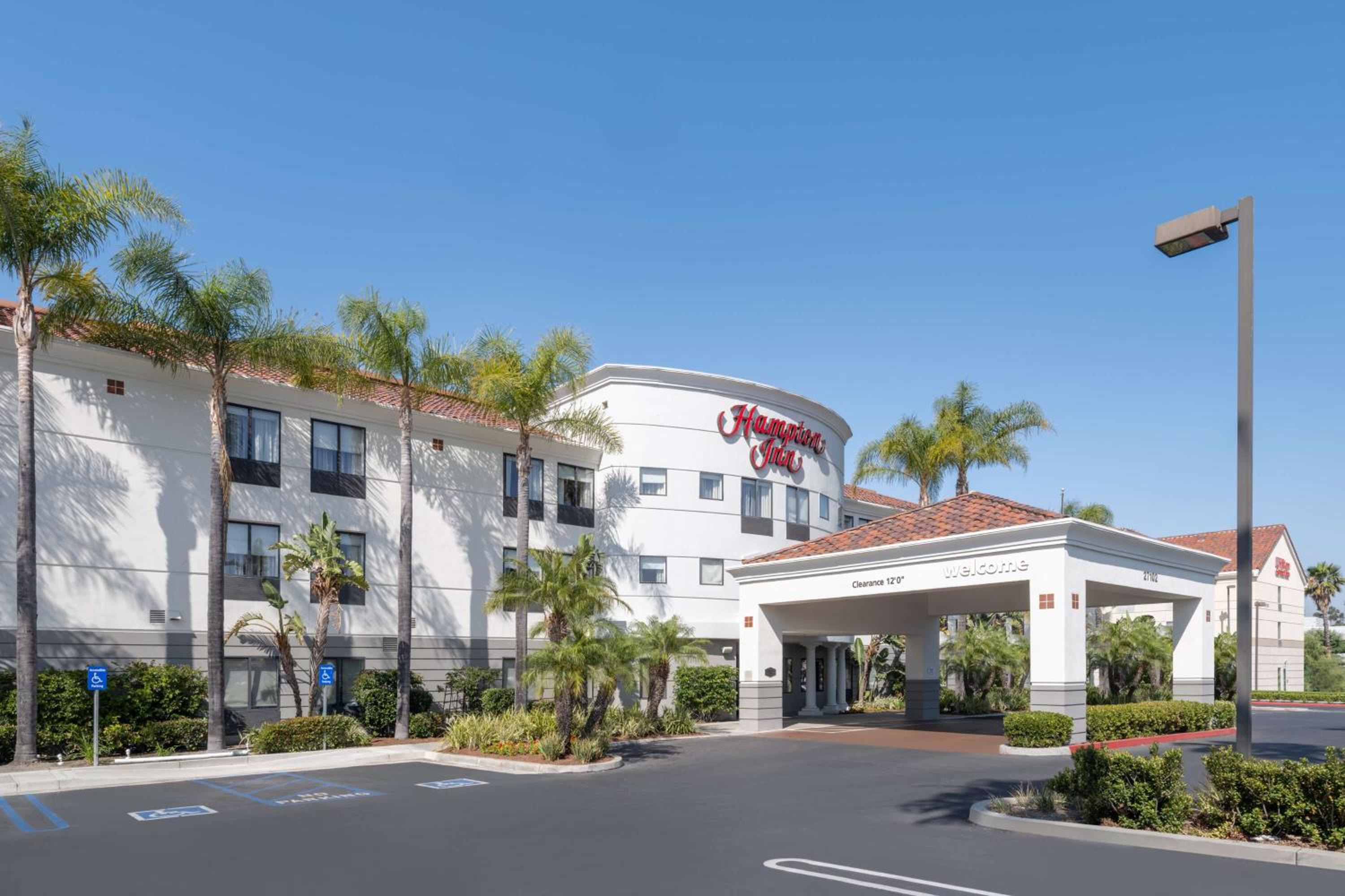 Hotel Hampton Inn Irvine/East Lake Forest - Image 1