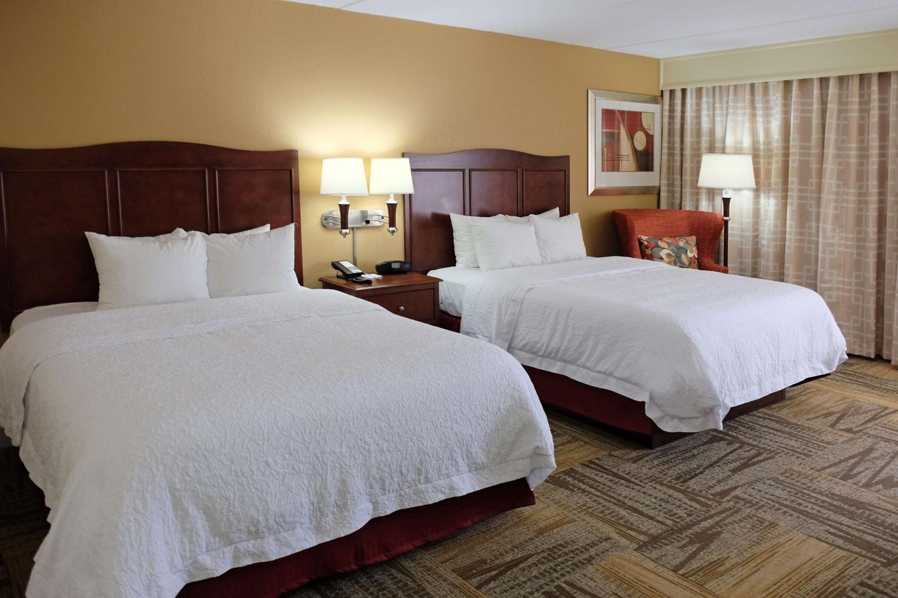 Lima Vacations - Hampton Inn Lima - Property Image 2