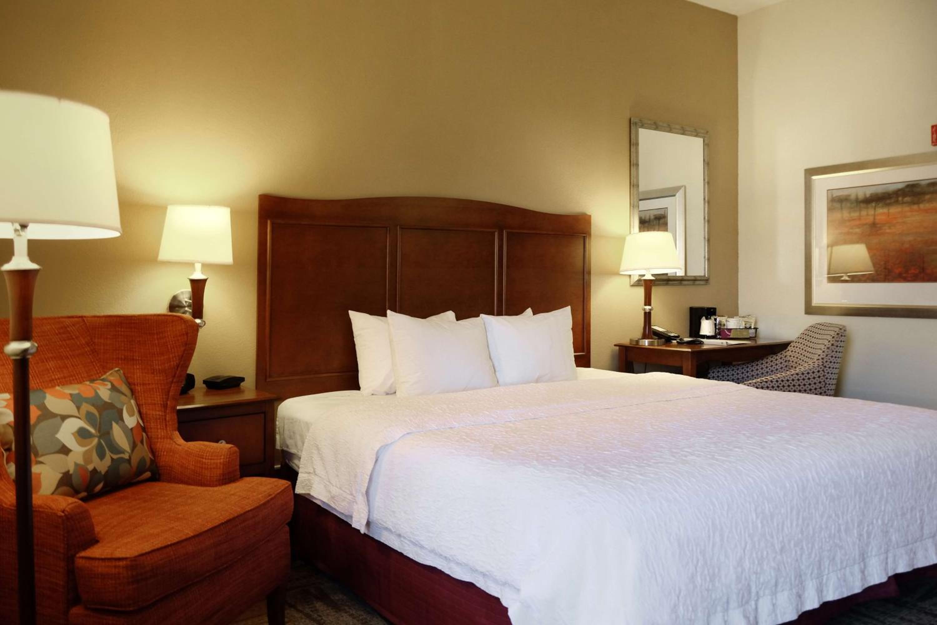 Lima Vacations - Hampton Inn Lima - Property Image 11