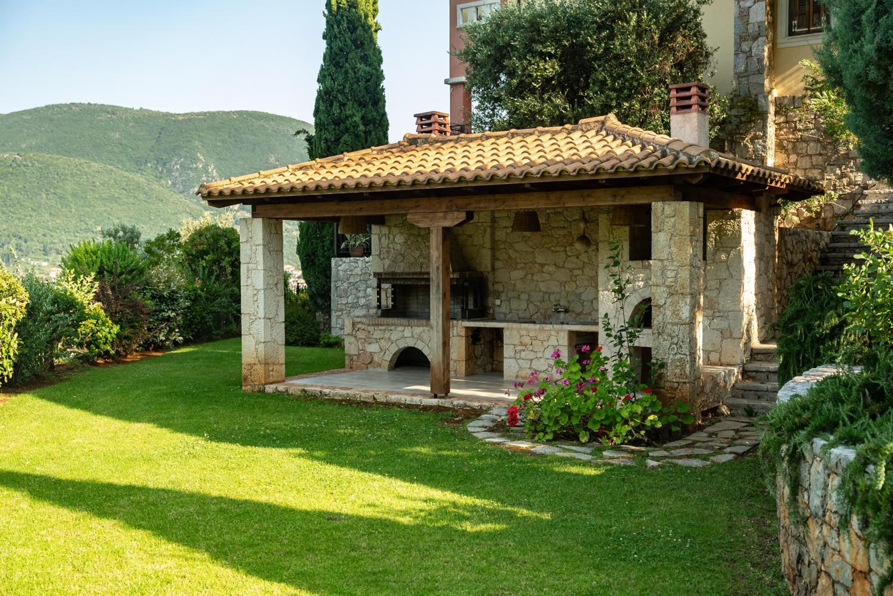Villa Pera