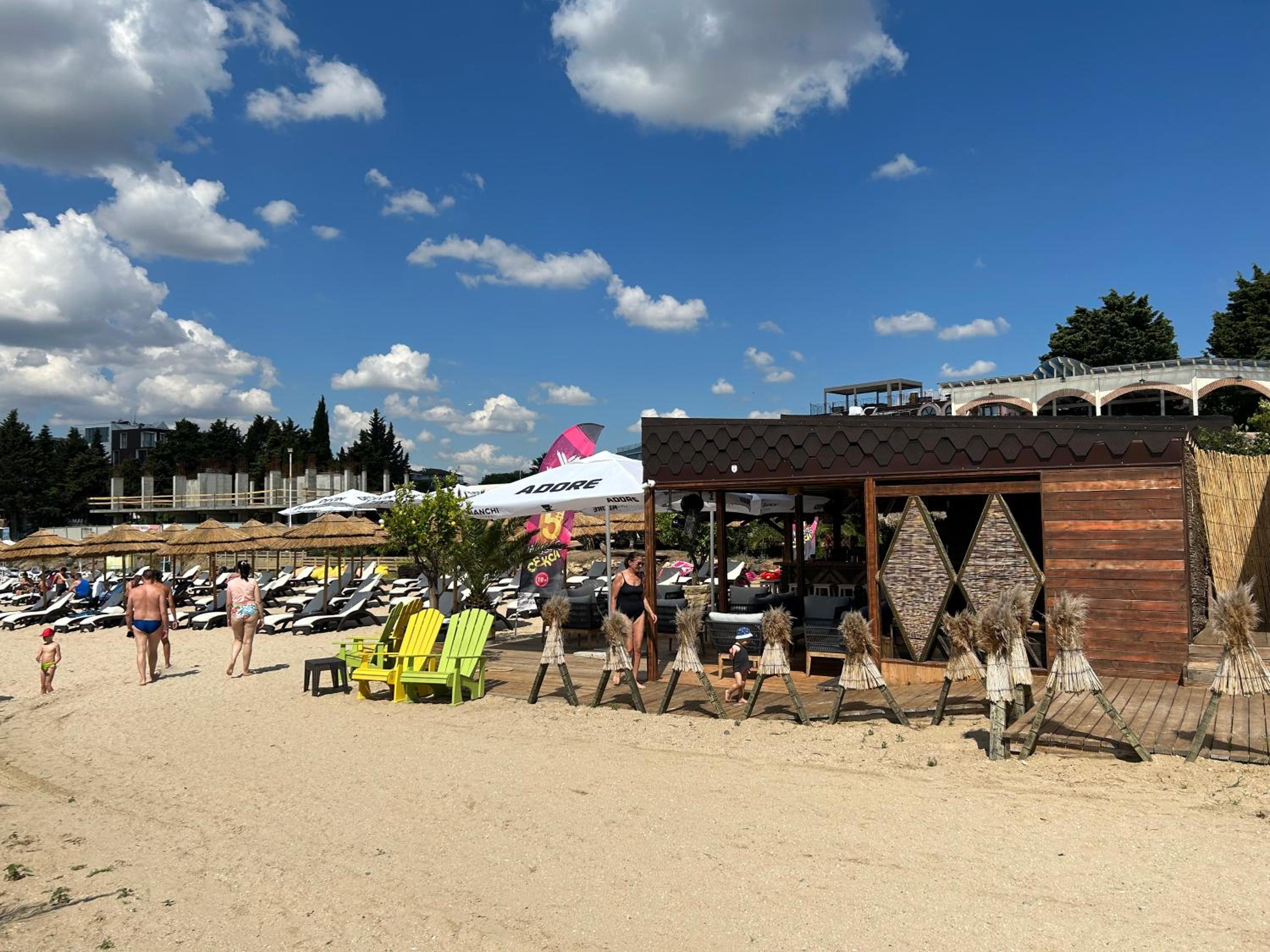 Panorama Chantall-izby,apartmány s výhľadom na more