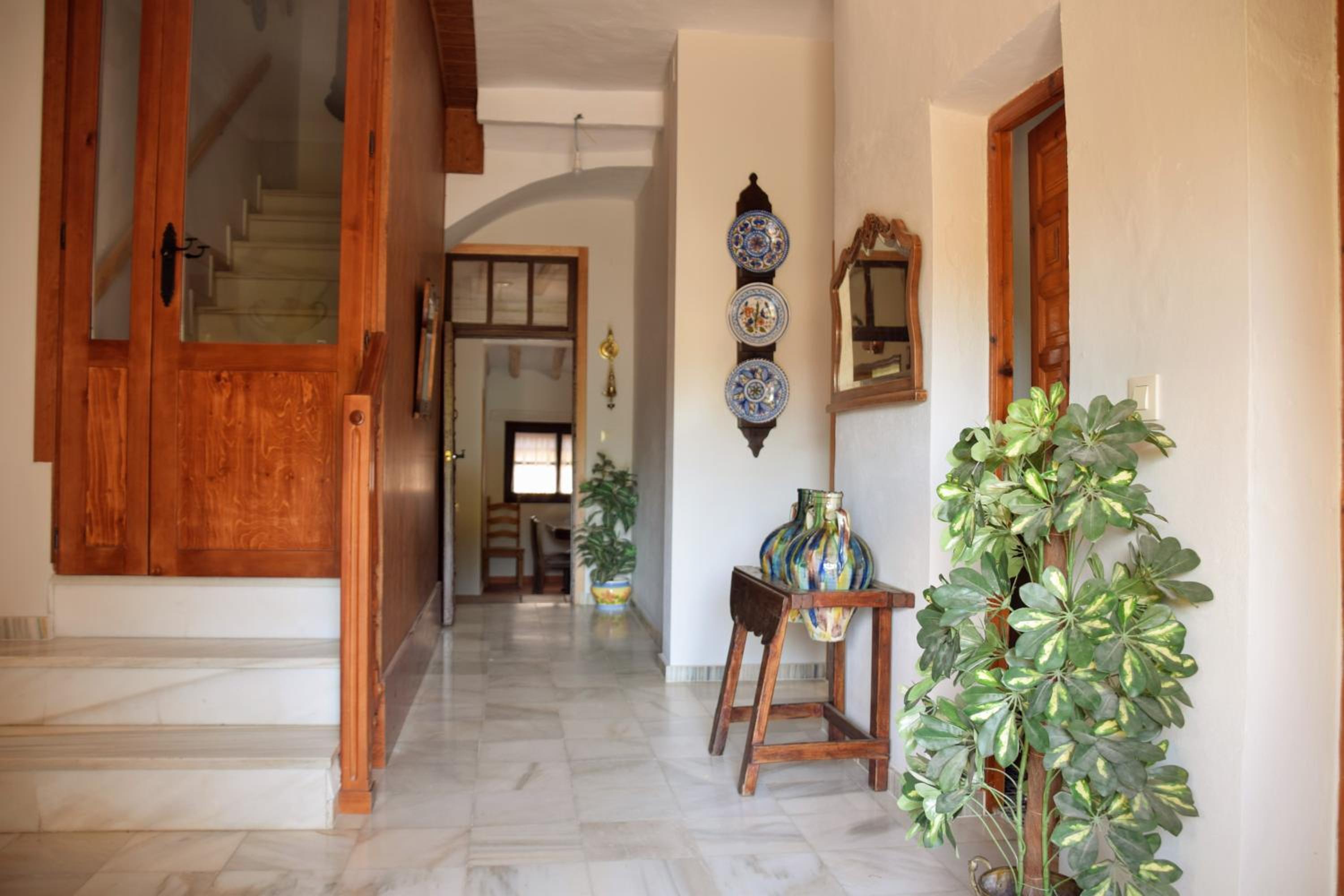 tuGuest Hortichuela House