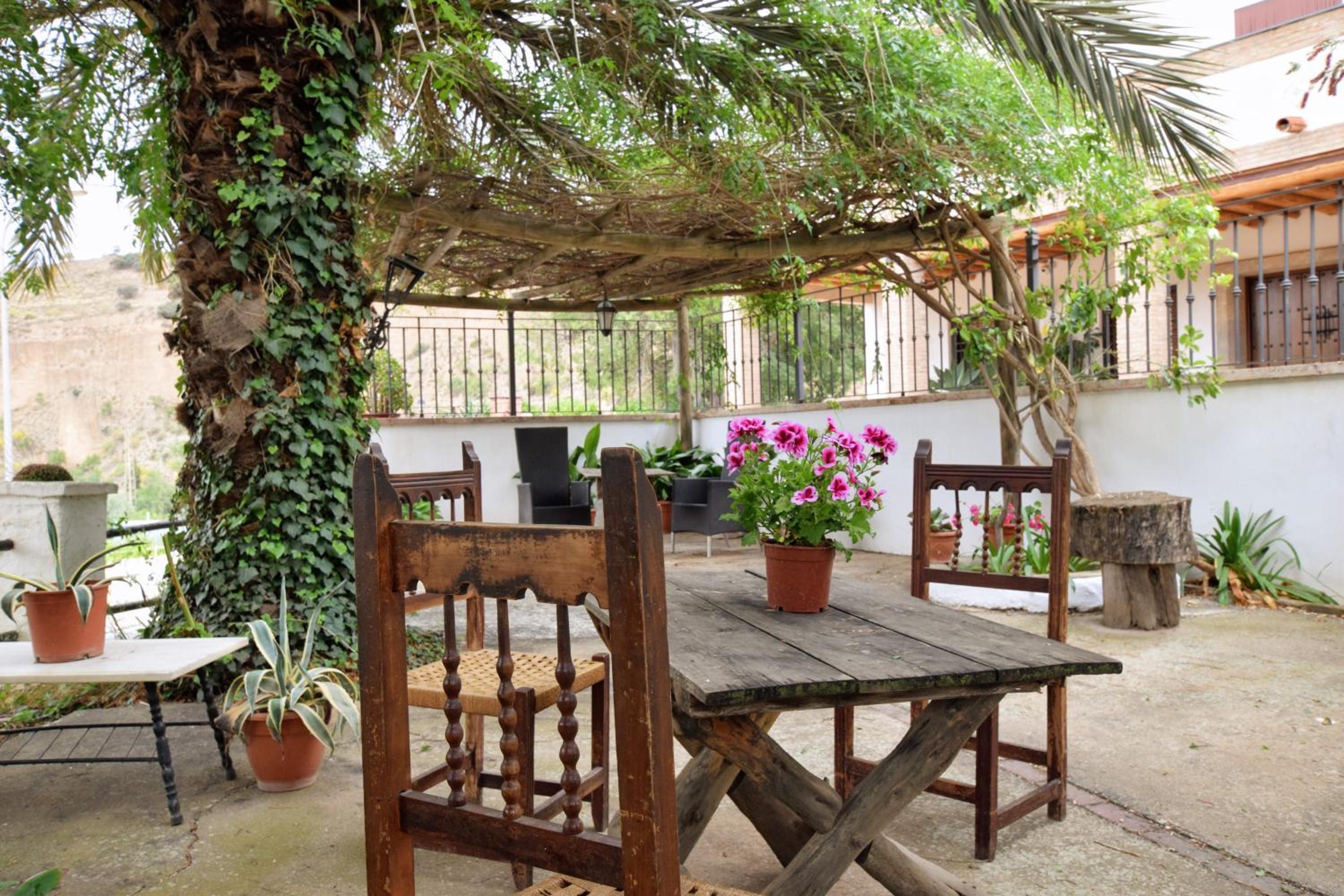 tuGuest Hortichuela House