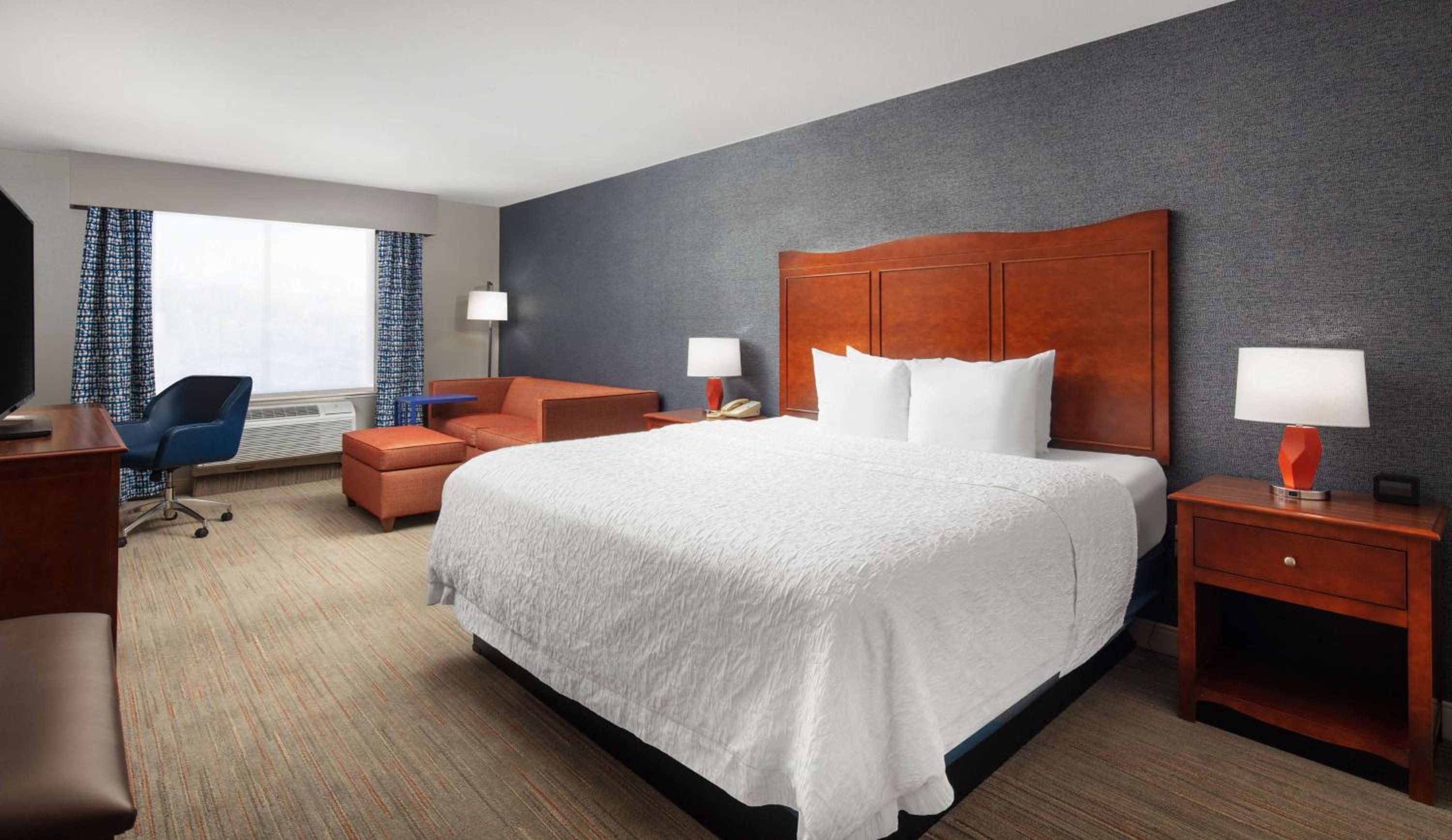 Medford Vacations - Hampton Inn Medford - Property Image 16