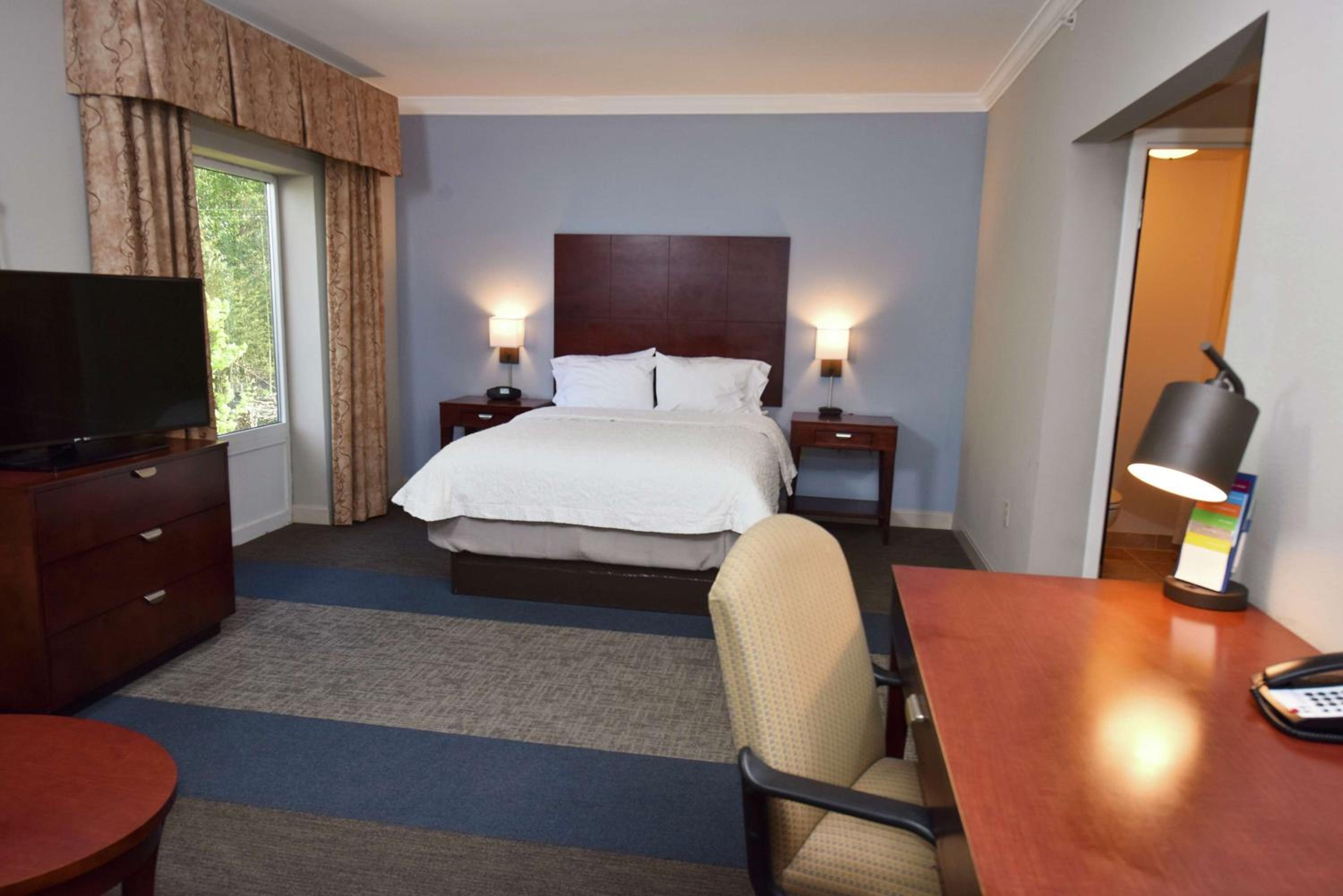Hampton Inn Alexander City - Property Image 17