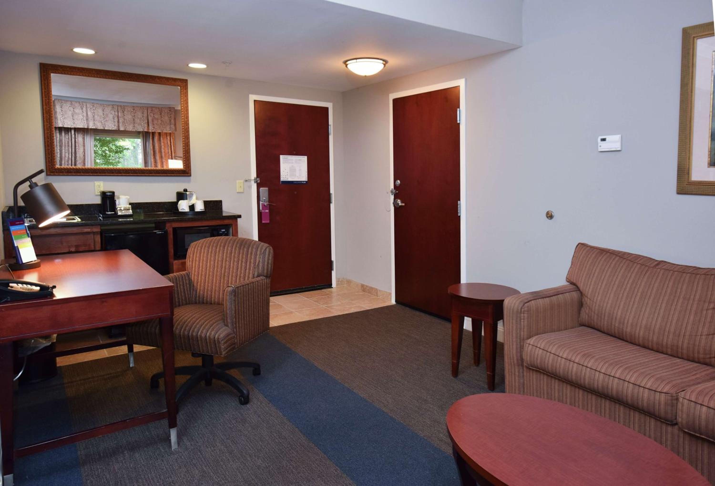 Hampton Inn Alexander City - Property Image 7