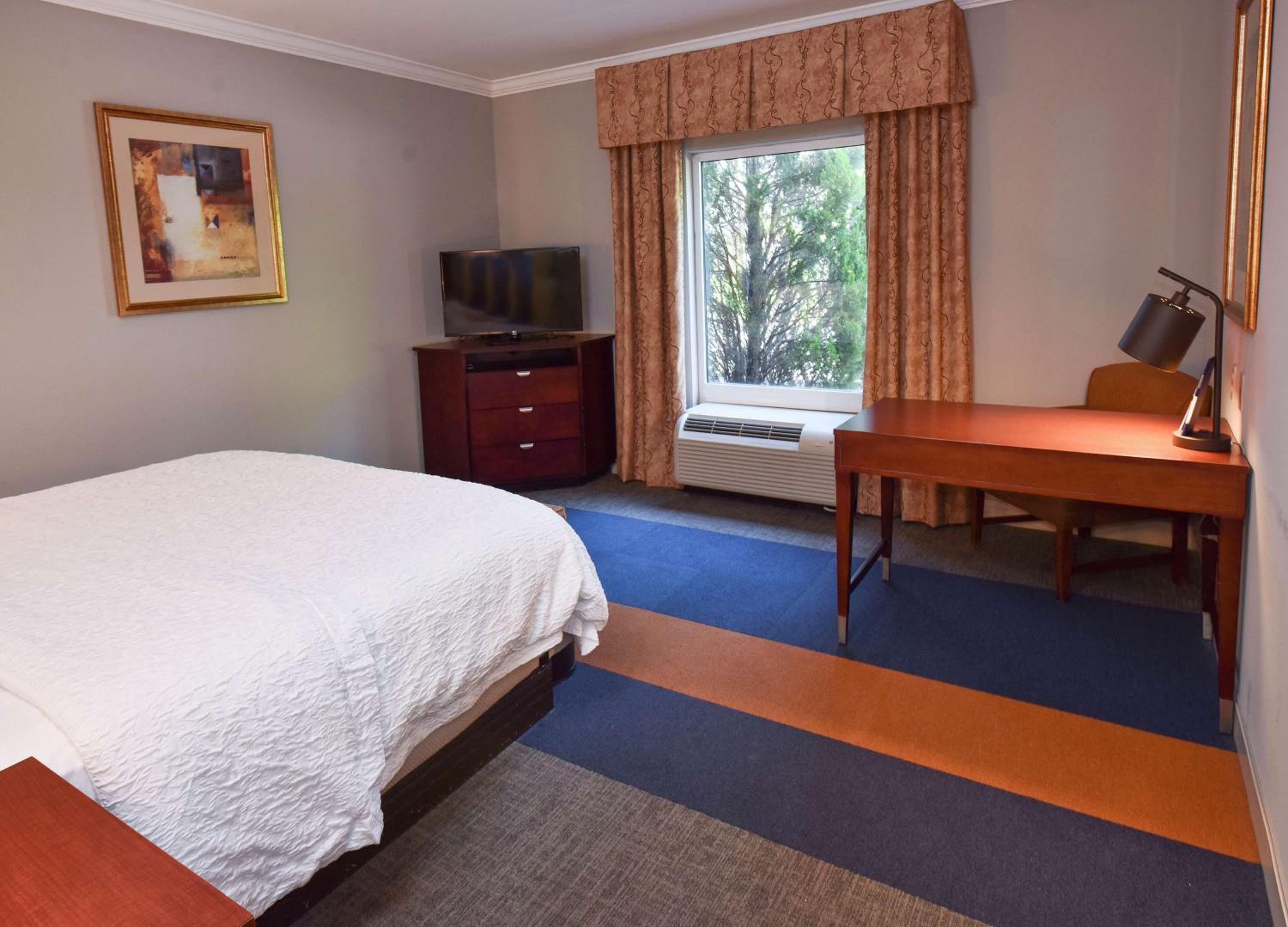 Hampton Inn Alexander City - Property Image 5