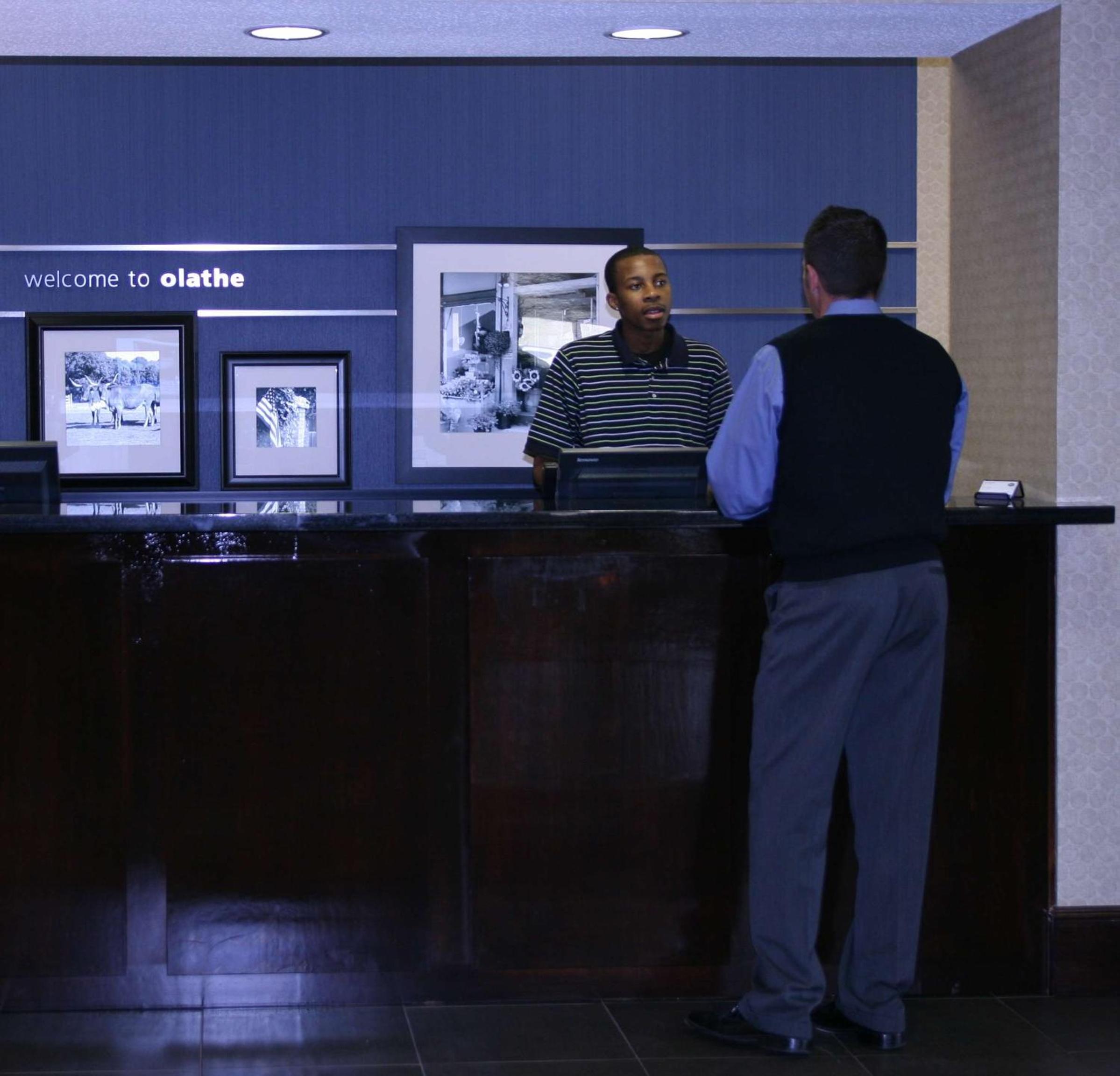 Hampton Inn Olathe - Property Image 3