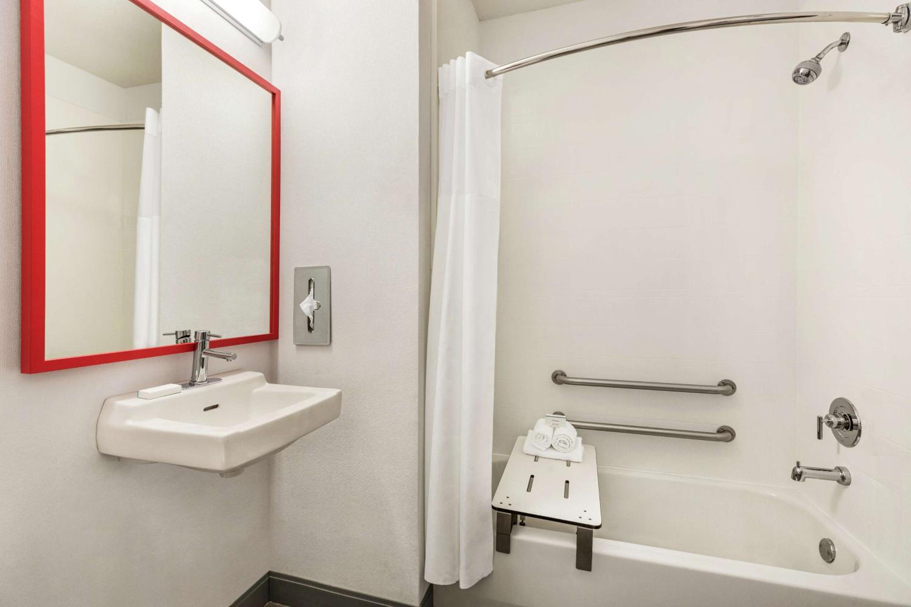 Hampton Inn Kansas City Blue Springs - Property Image 5