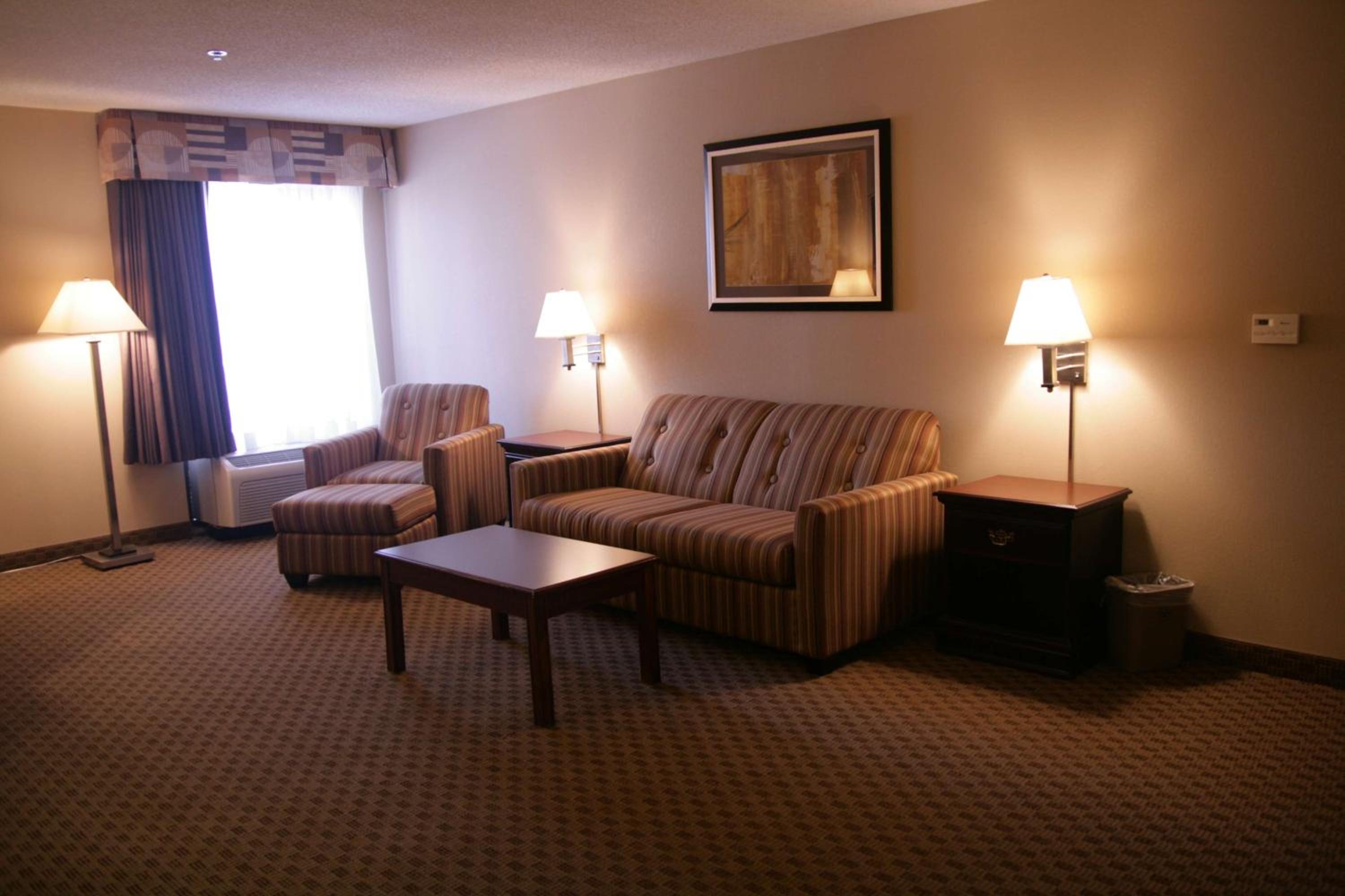 Hampton Inn Olathe - Property Image 33