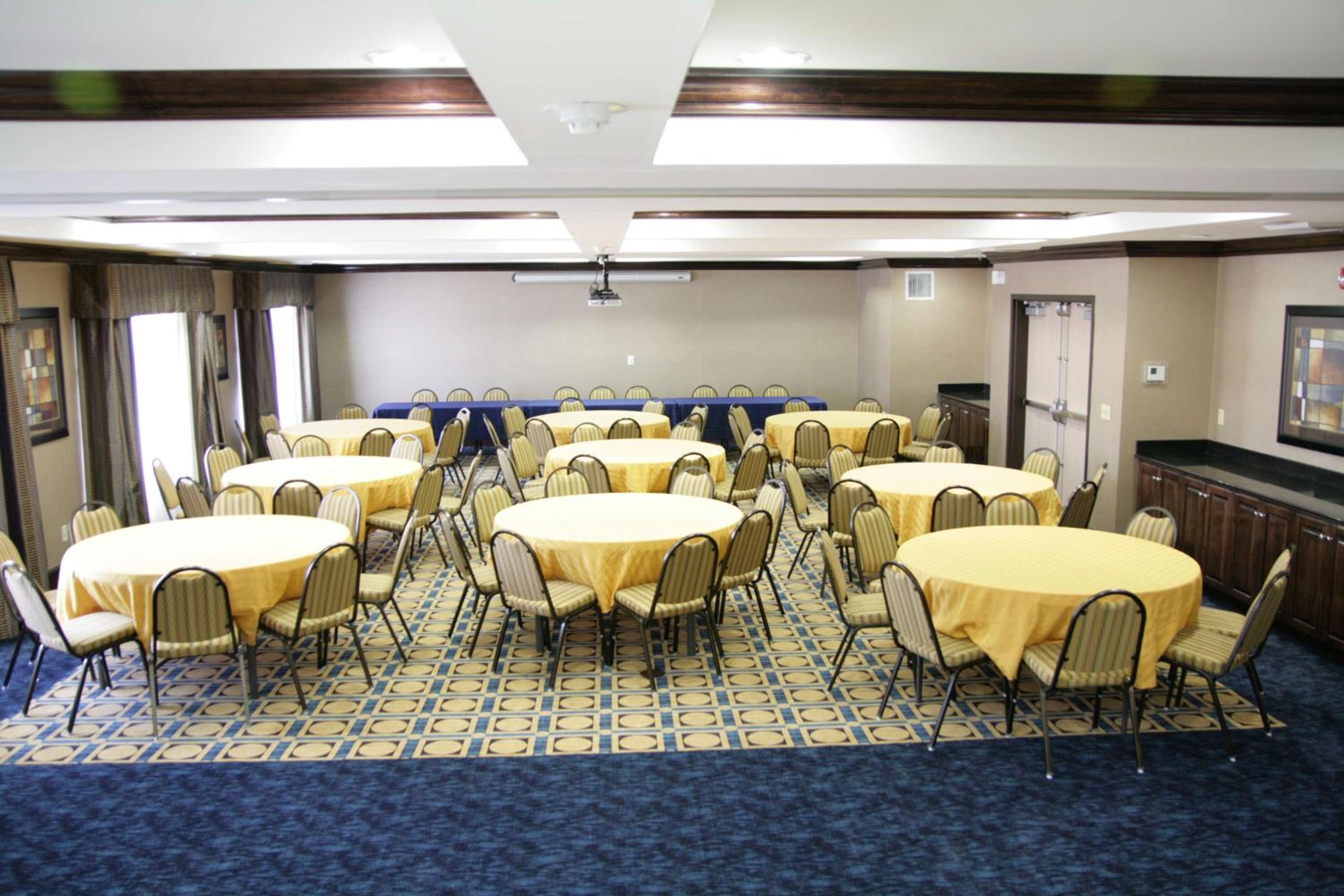 Hampton Inn Olathe - Property Image 36