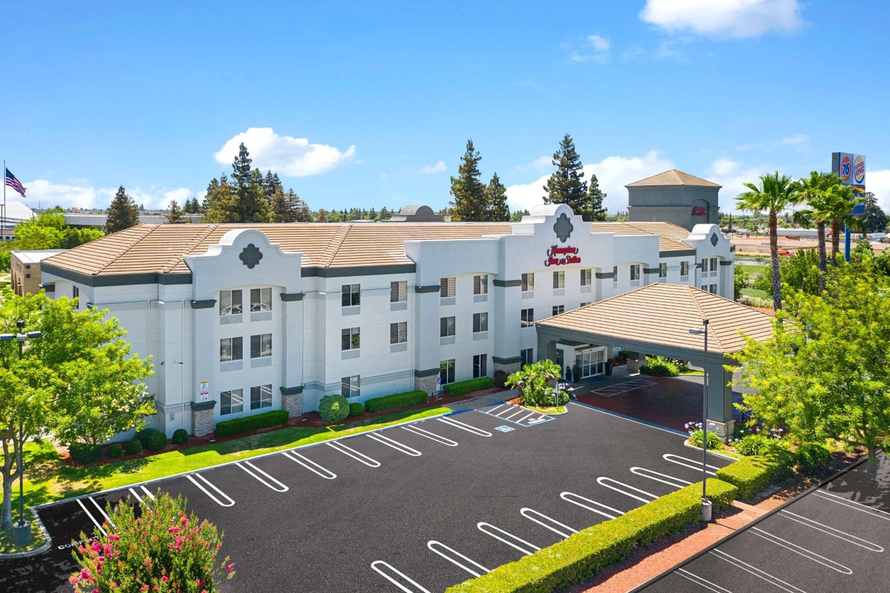 Modesto Vacations - Hampton Inn Suites Modesto - Salida - Property Image 39