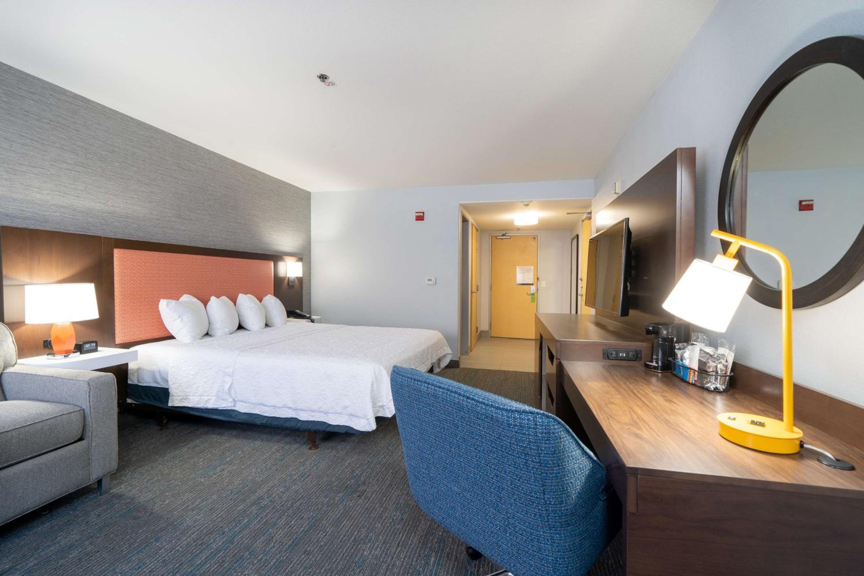 Modesto Vacations - Hampton Inn Suites Modesto - Salida - Property Image 11