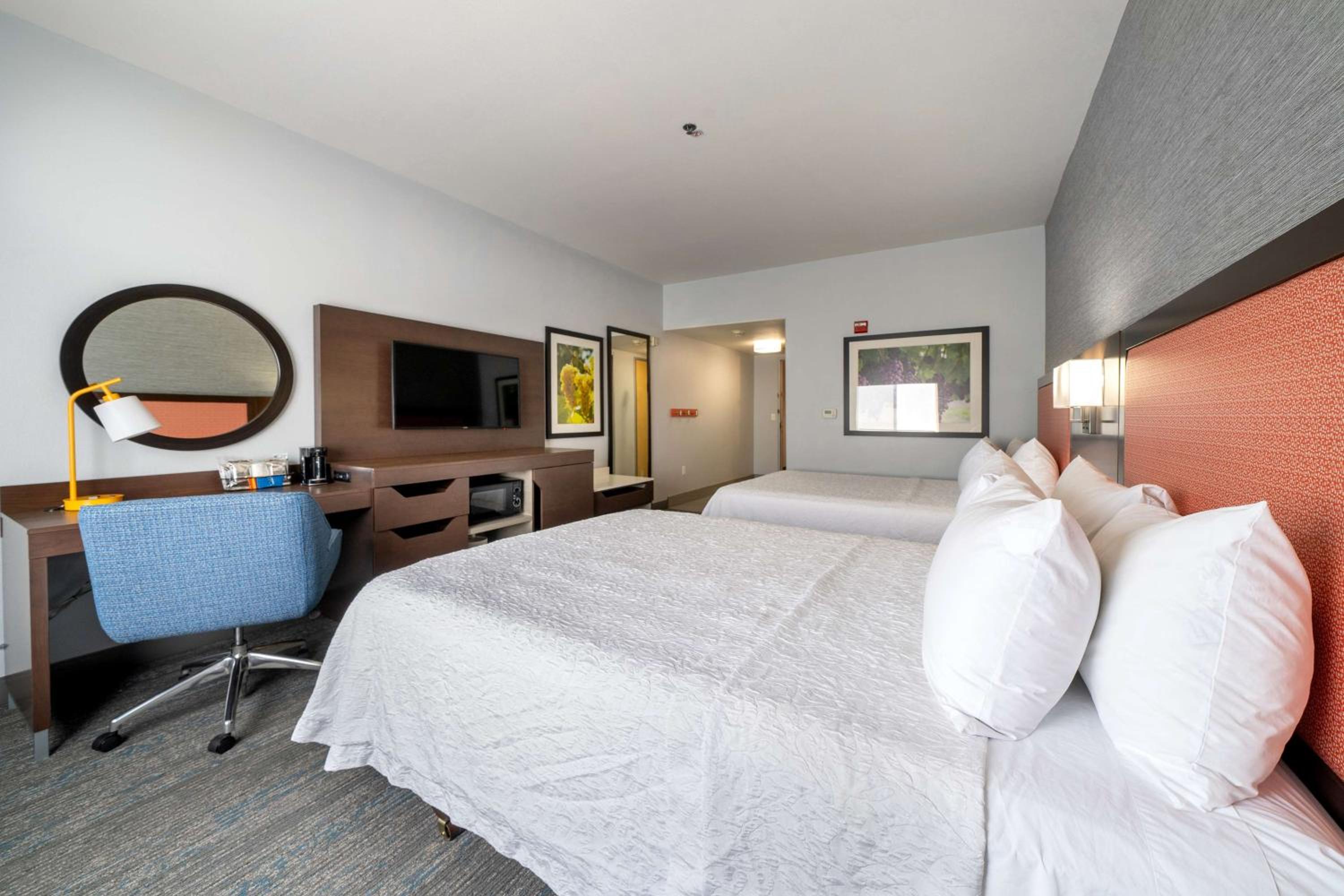 Modesto Vacations - Hampton Inn Suites Modesto - Salida - Property Image 16