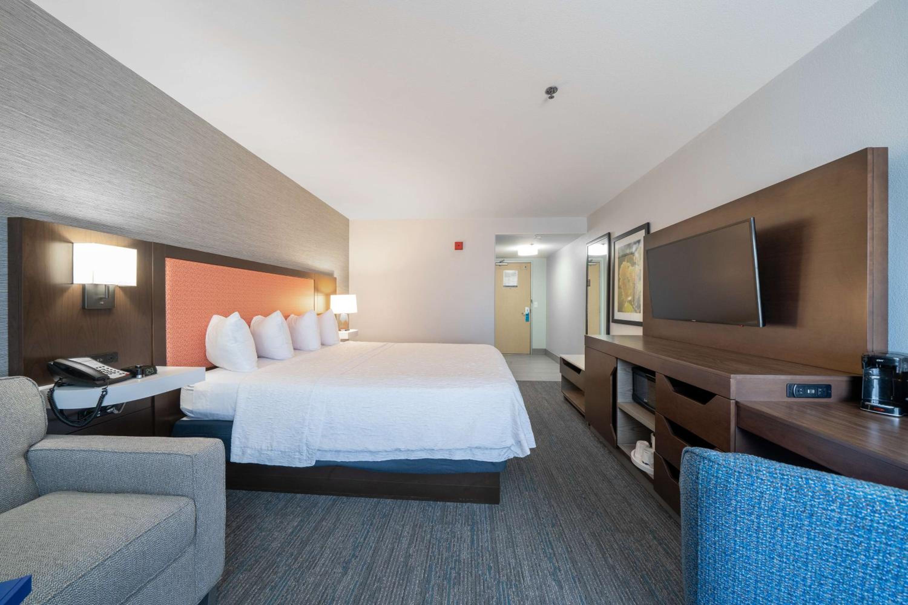 Modesto Vacations - Hampton Inn Suites Modesto - Salida - Property Image 19
