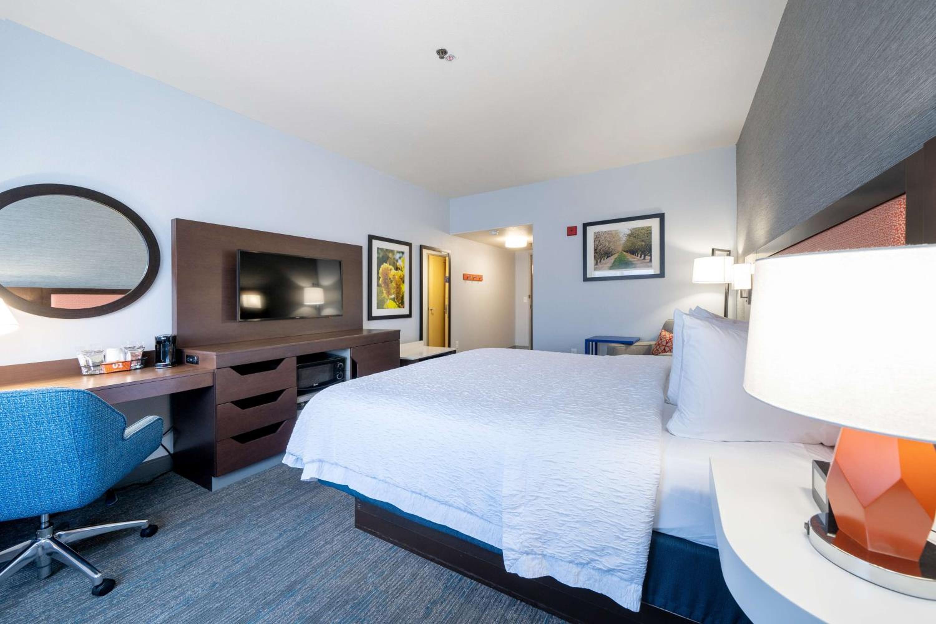 Modesto Vacations - Hampton Inn Suites Modesto - Salida - Property Image 38