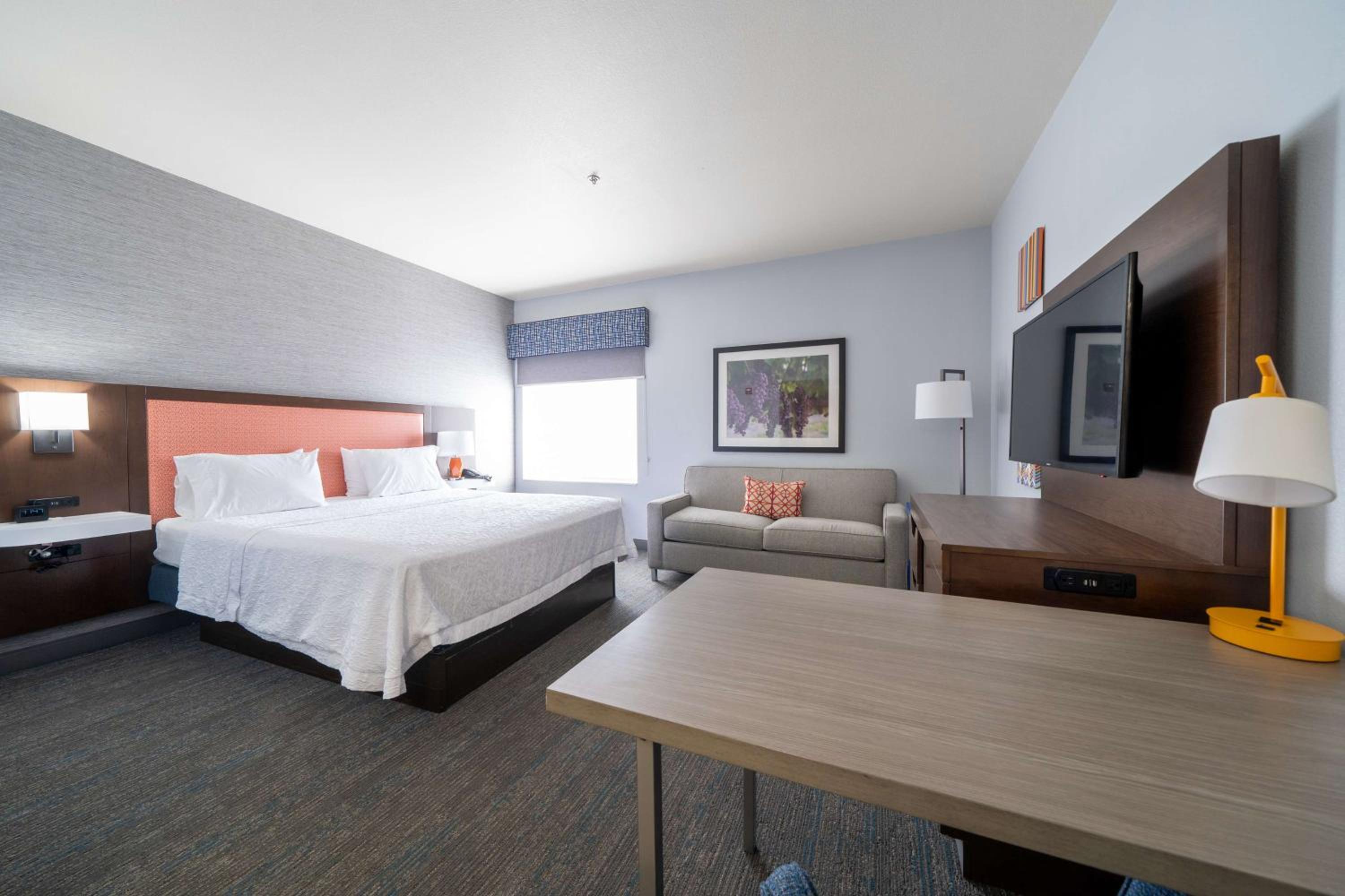 Modesto Vacations - Hampton Inn Suites Modesto - Salida - Property Image 29