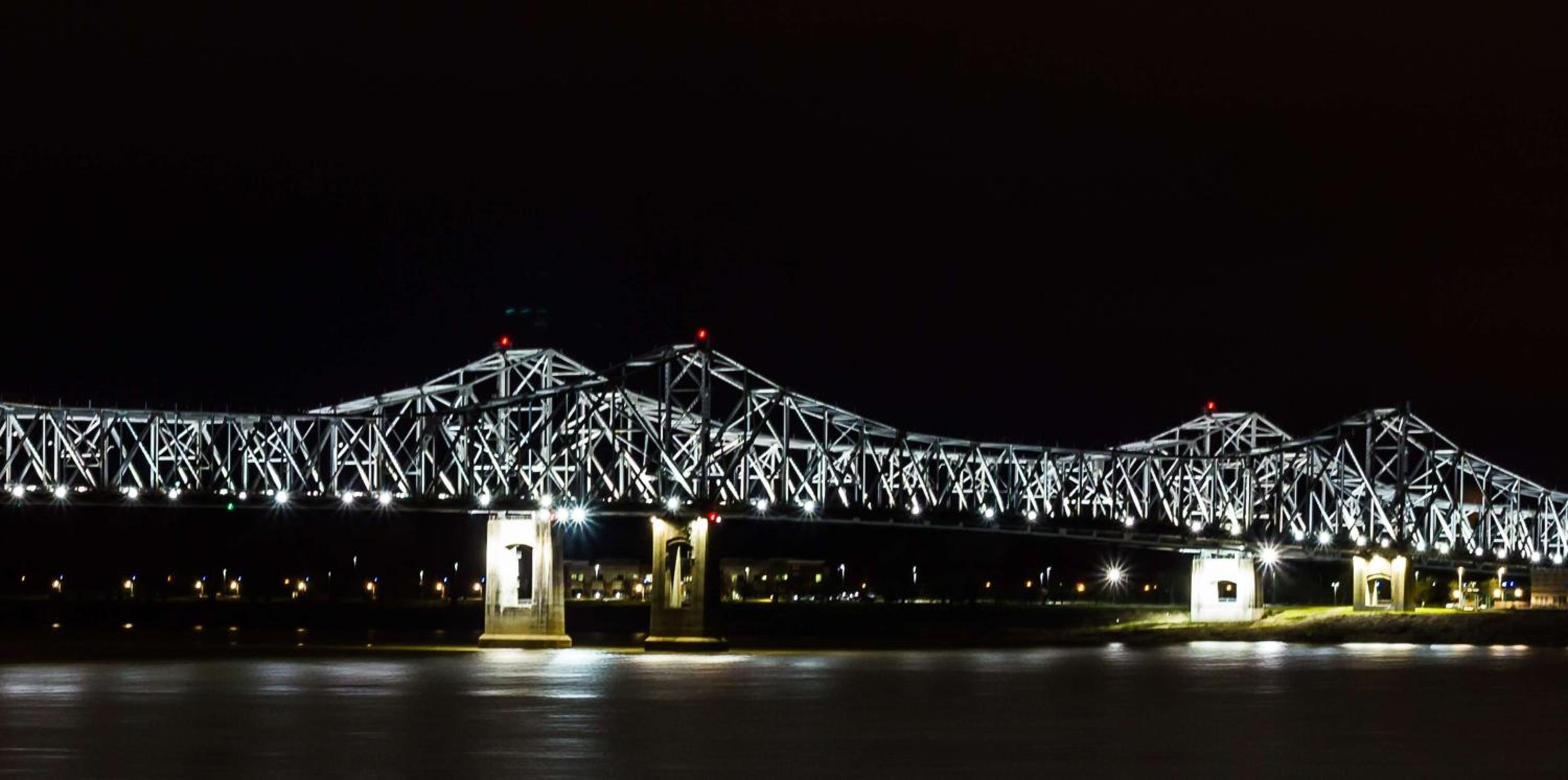 Natchez Vacations - Hampton Inn  Suites Natchez - Property Image 2