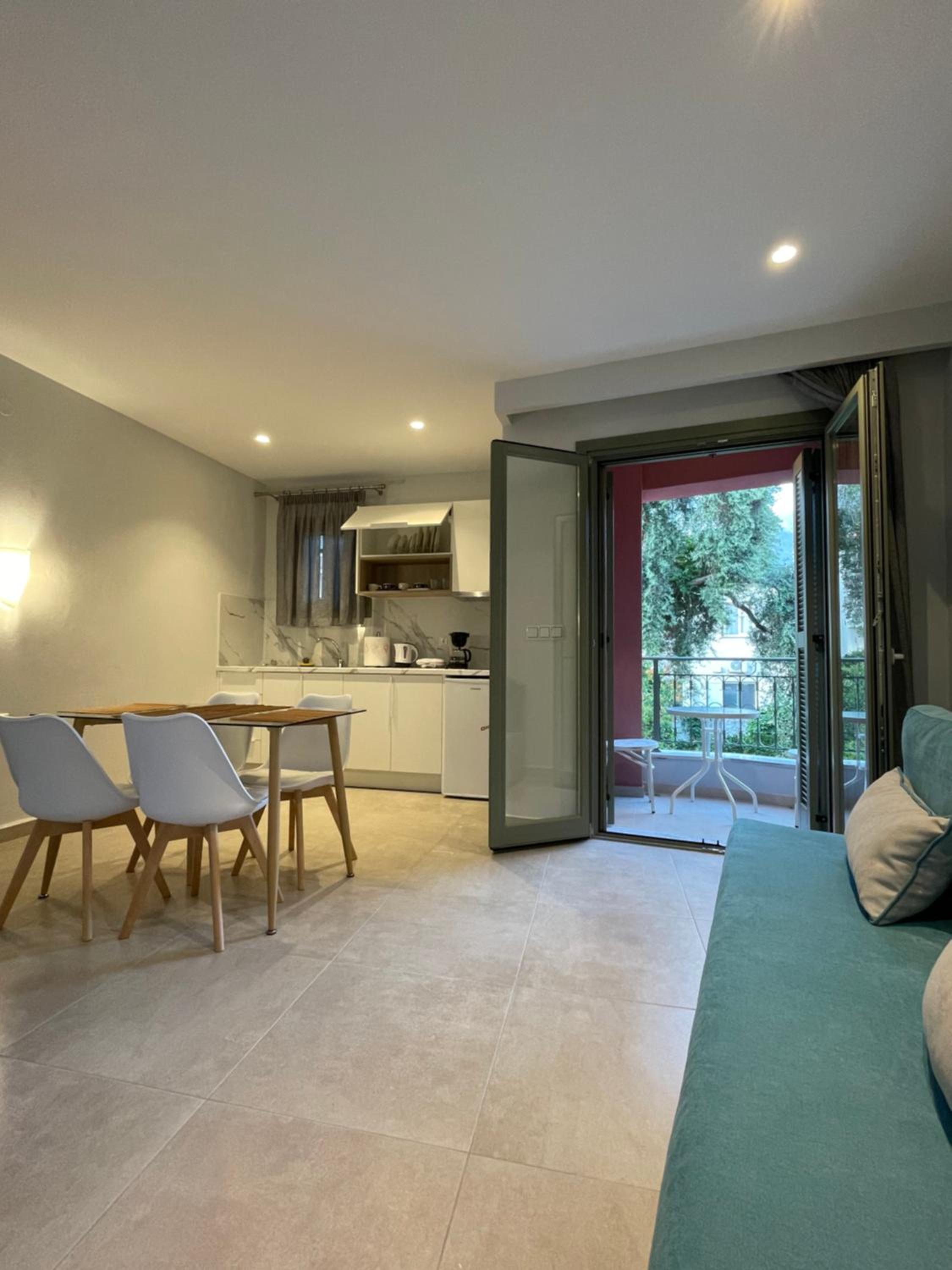 ANAX APARTMENTS PARGA