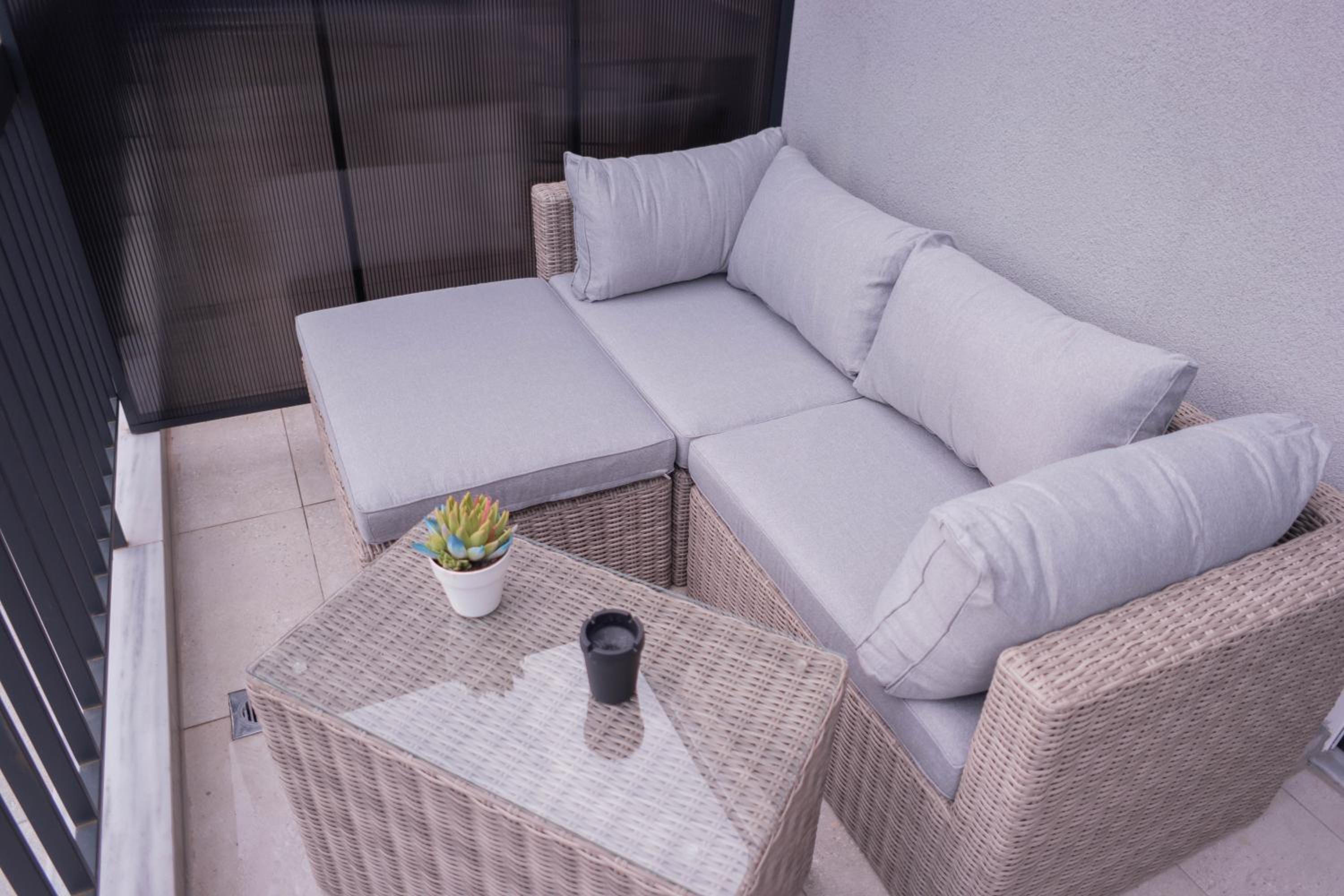 ThesSpacious Apartment