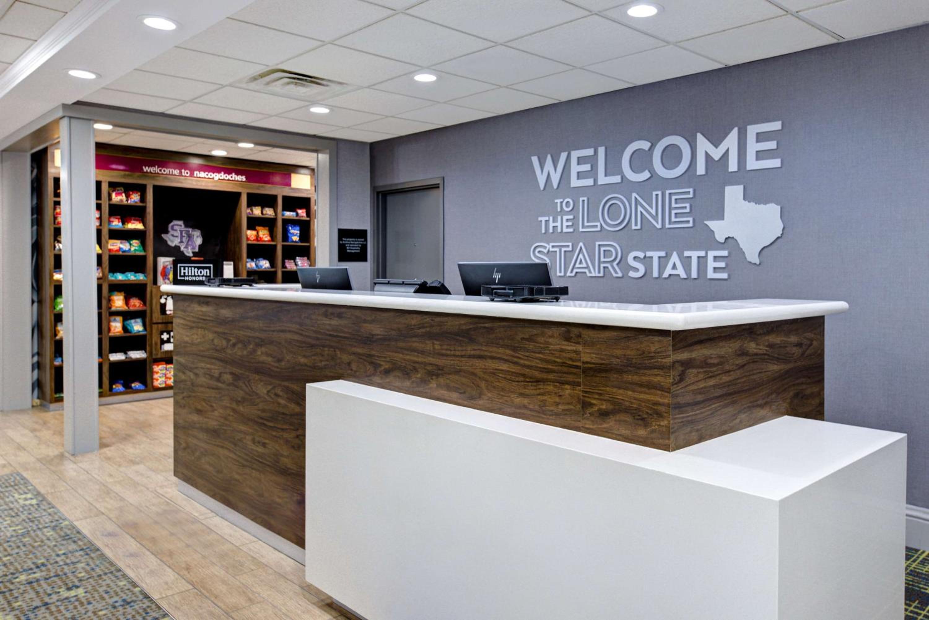 Nacogdoches Vacations - Hampton Inn  Suites Nacogdoches - Property Image 2