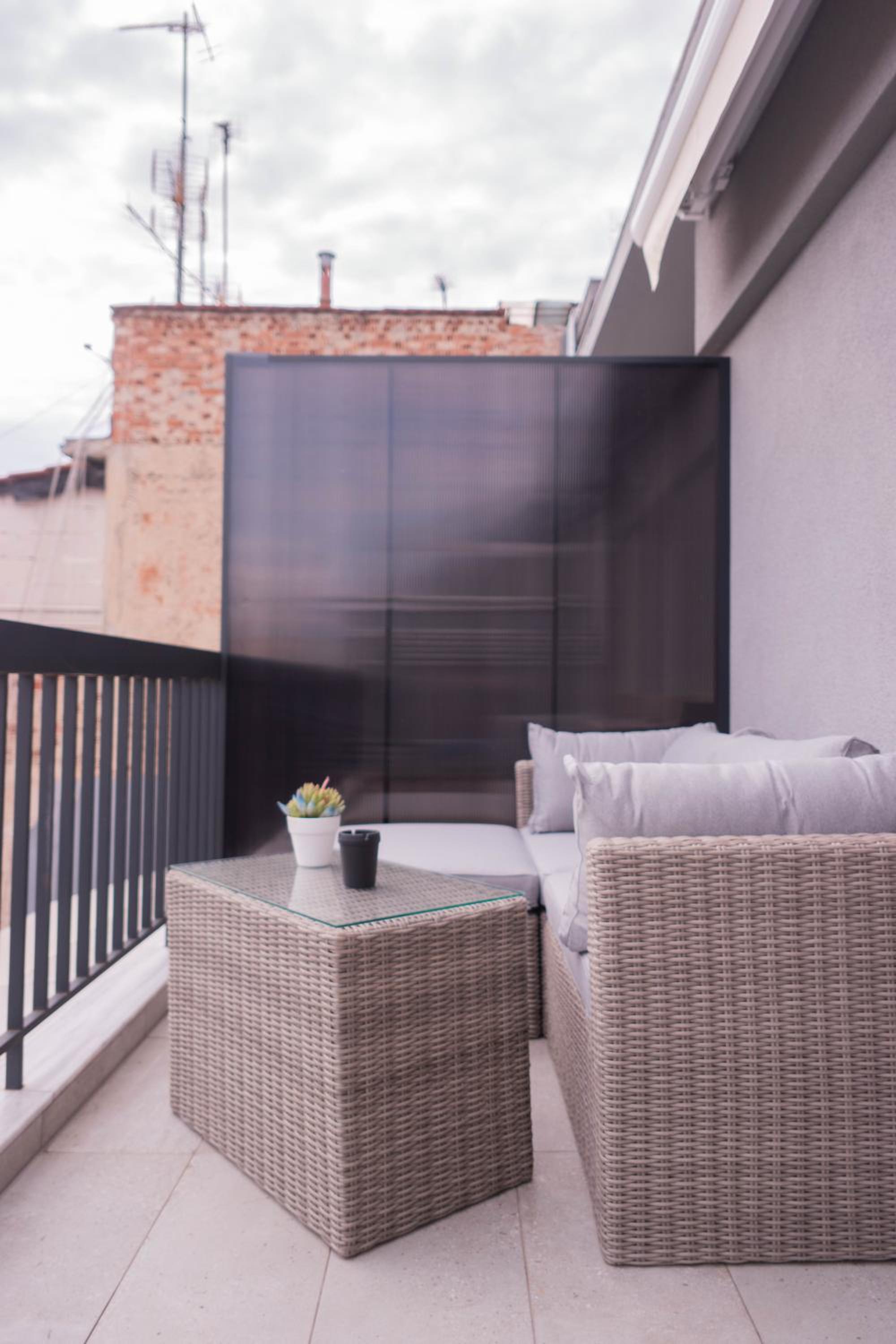 ThesSpacious Apartment