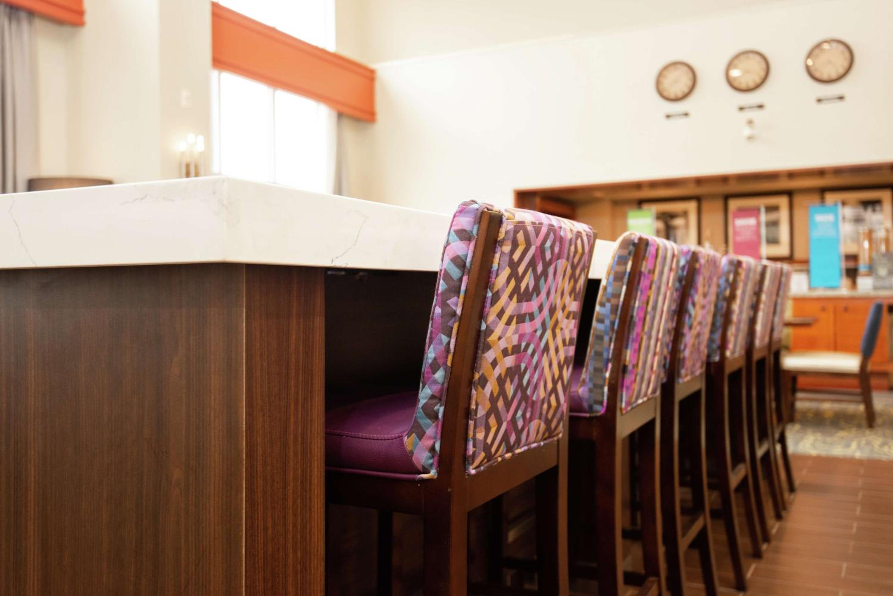 Barrie Vacations - Hampton Inn  Suites by Hilton Barrie - Property Image 18