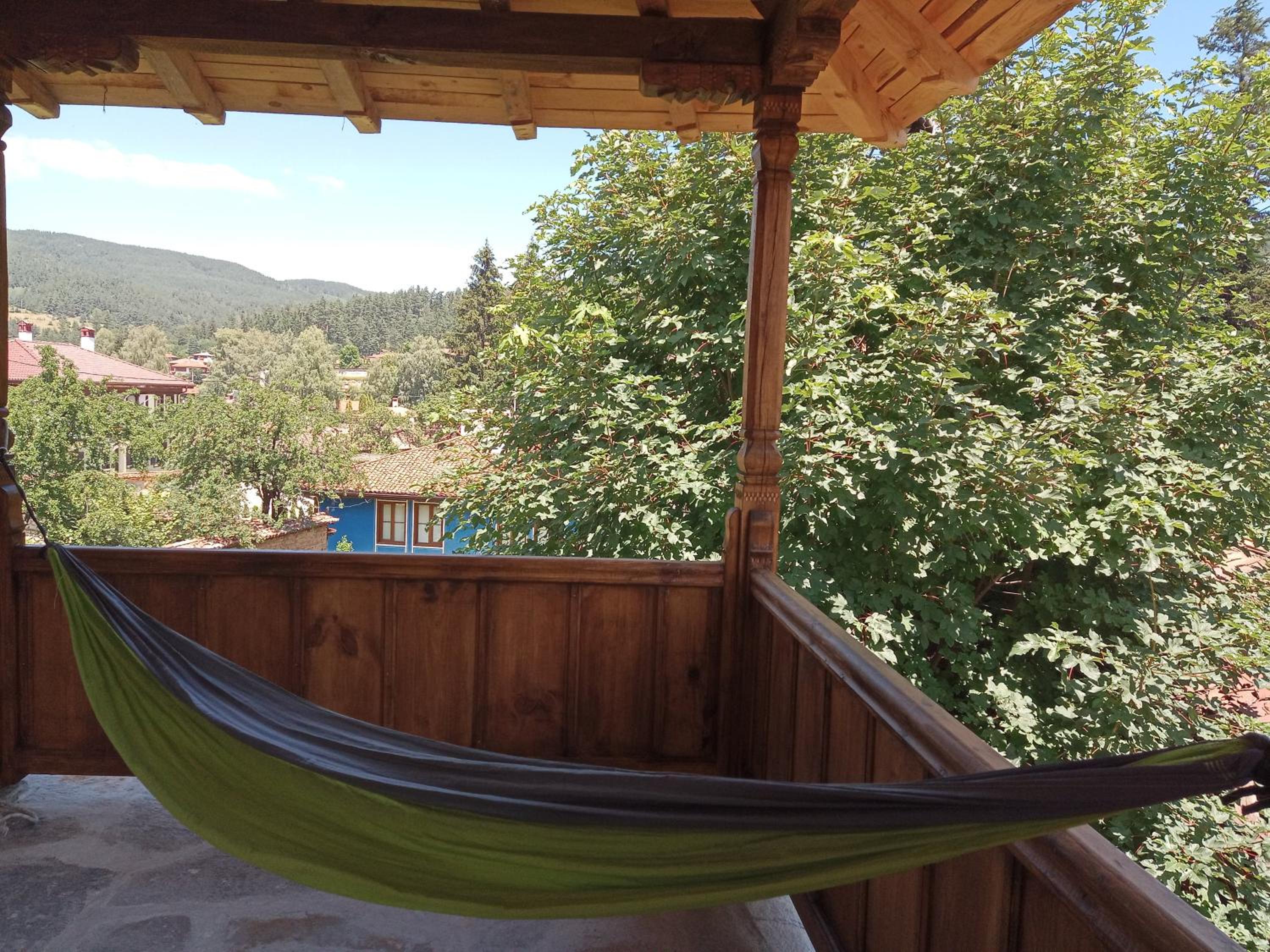 Villa Lyutovi Holiday Home