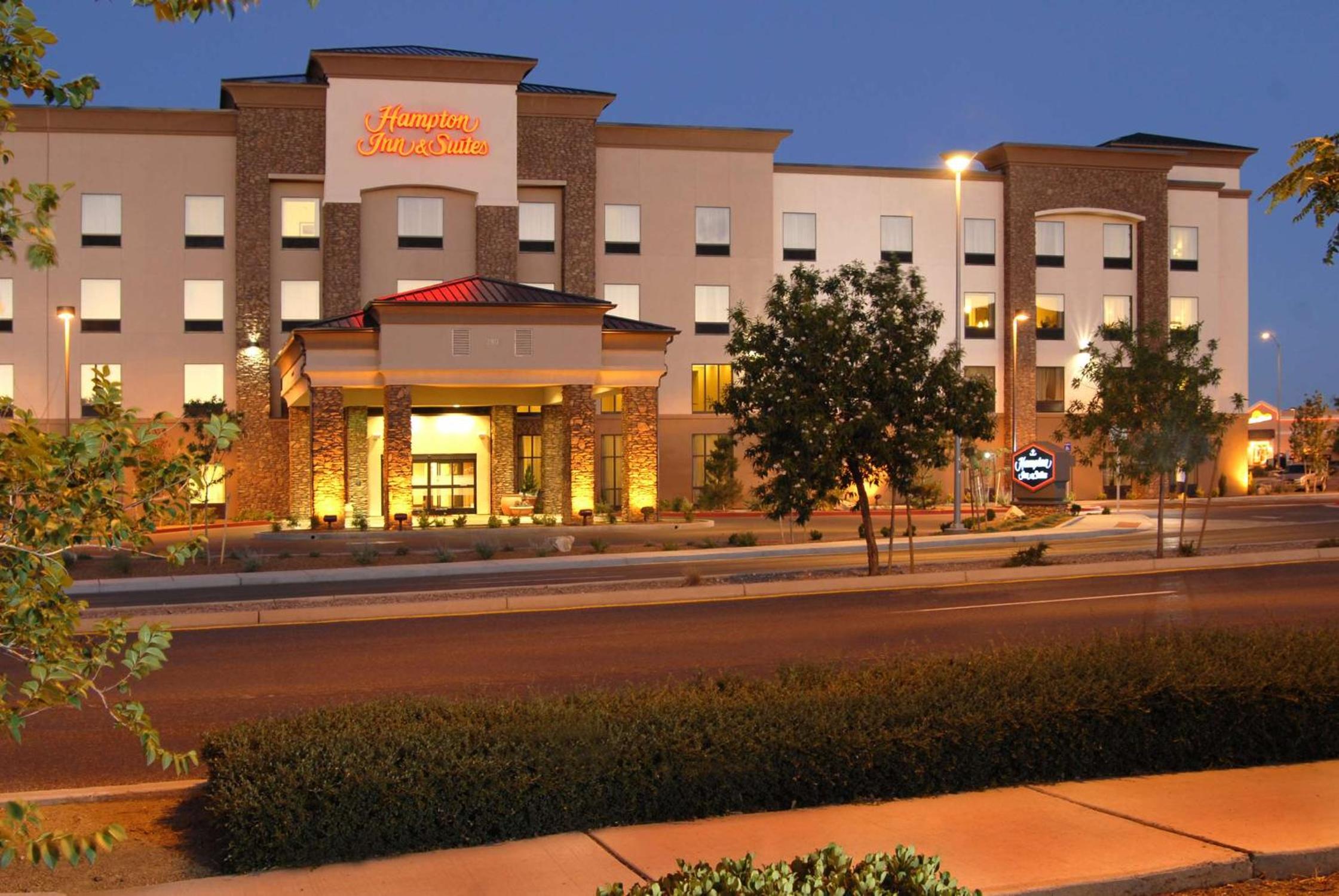Prescott Valley Vacations - Hampton Inn  Suites Prescott Valley - Property Image 1