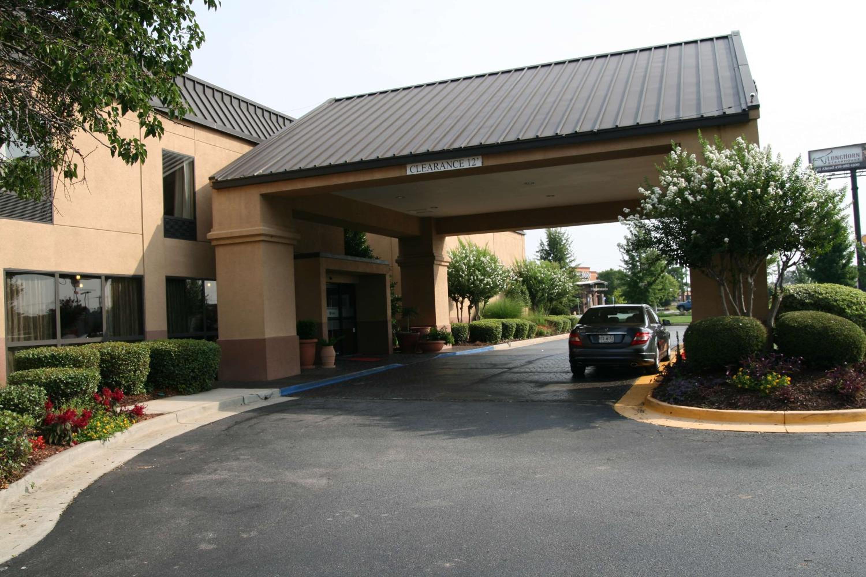 Hampton Inn Perry view 2