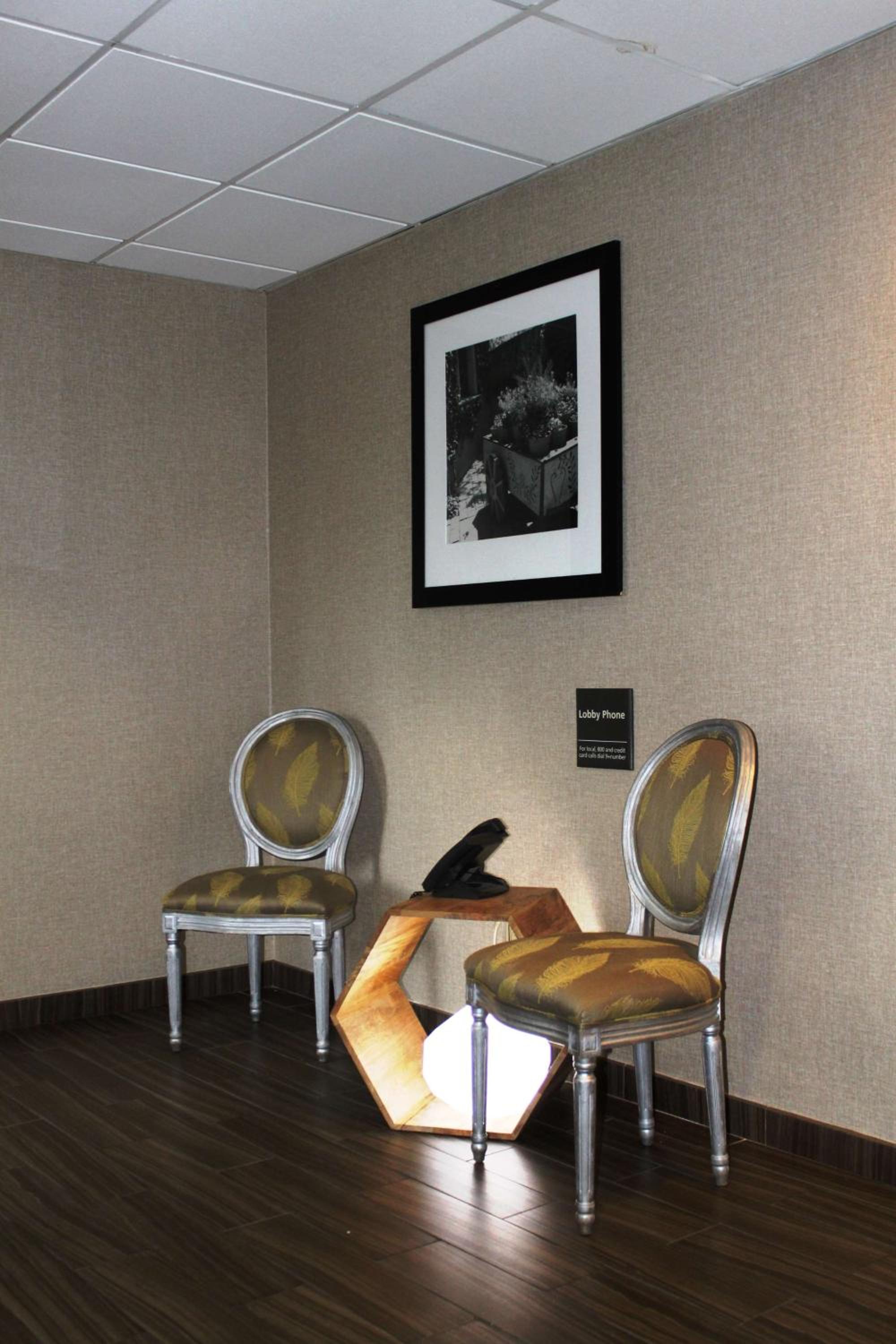 Hampton Inn Perry view 3