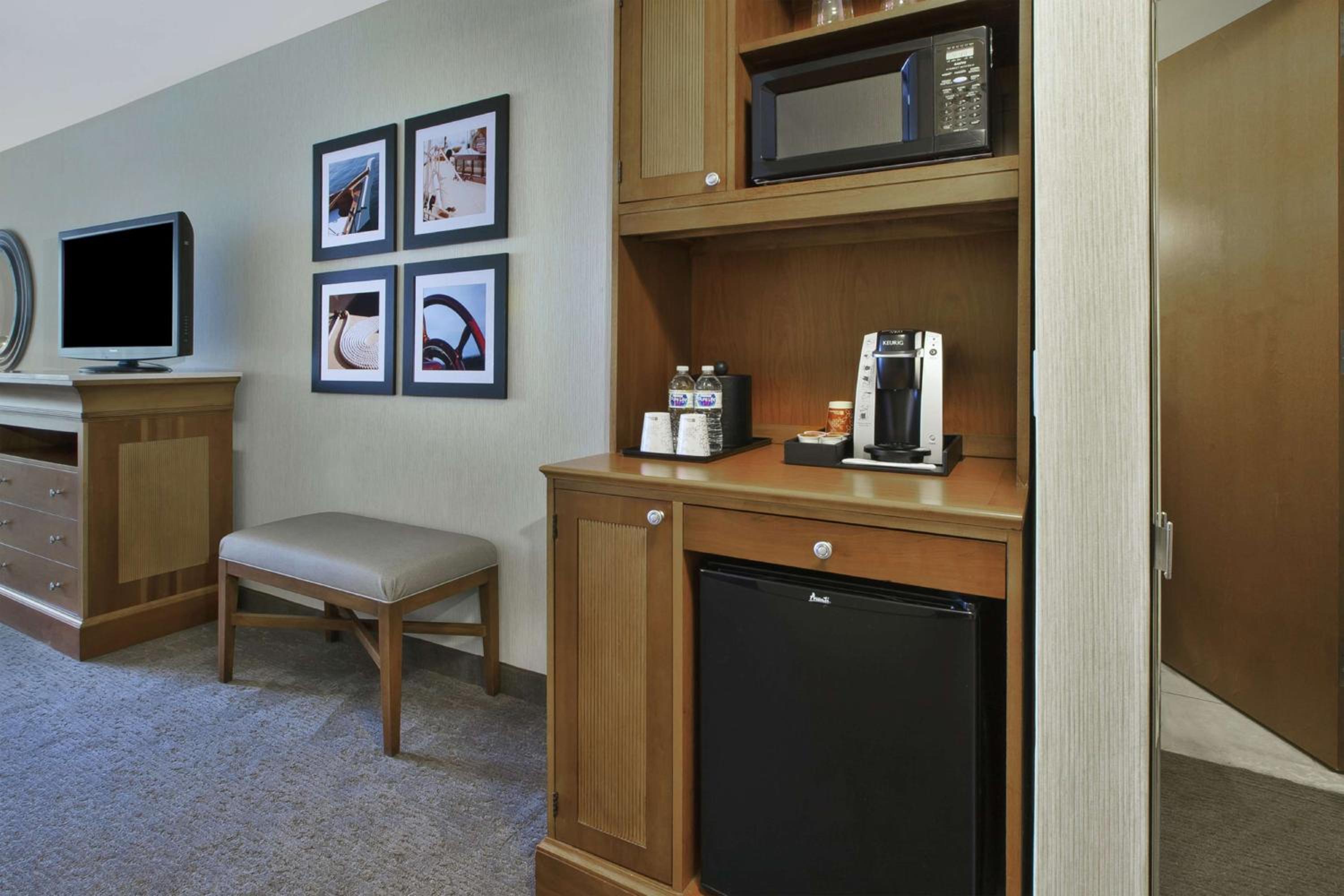 Portland Vacations - Hilton Garden Inn Portland Downtown Waterfront - Property Image 28
