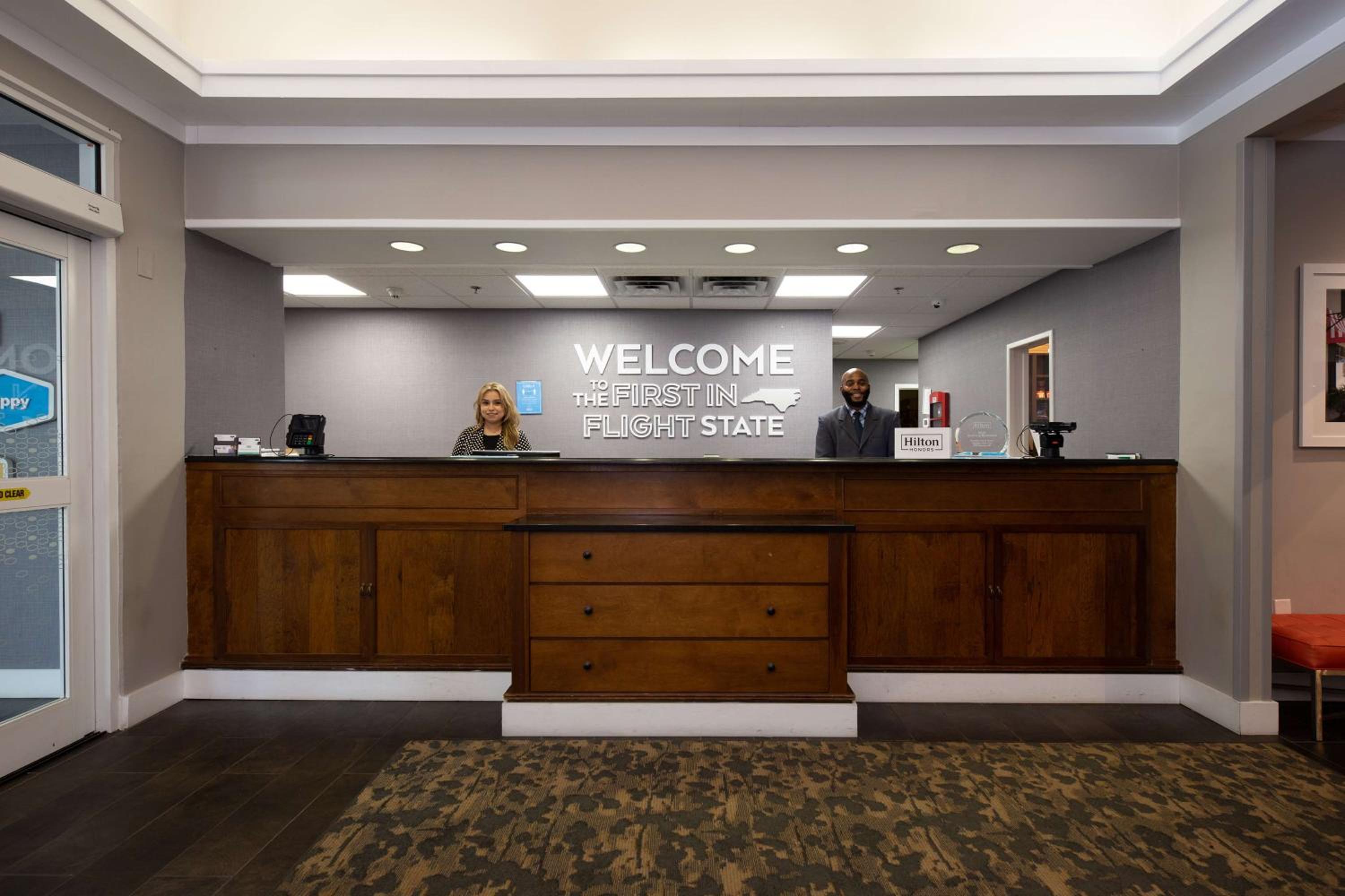 Hampton Inn Suites Raleigh Cary Lenovo Center - Property Image 35