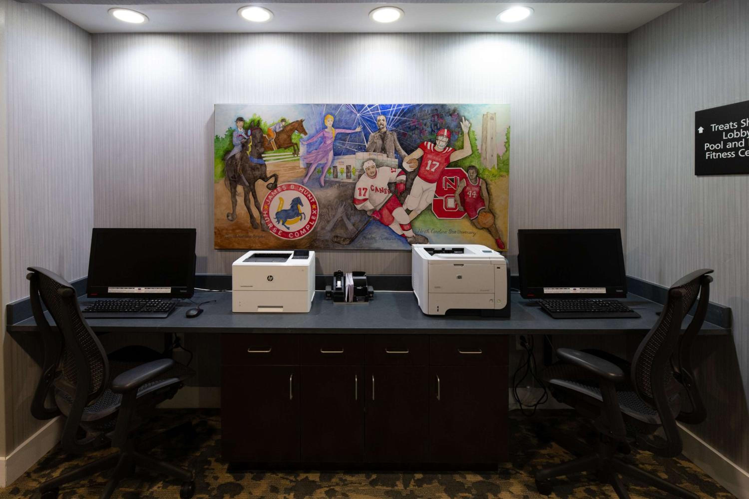 Hampton Inn  Suites Raleigh Cary Lenovo Center - Property Image 5