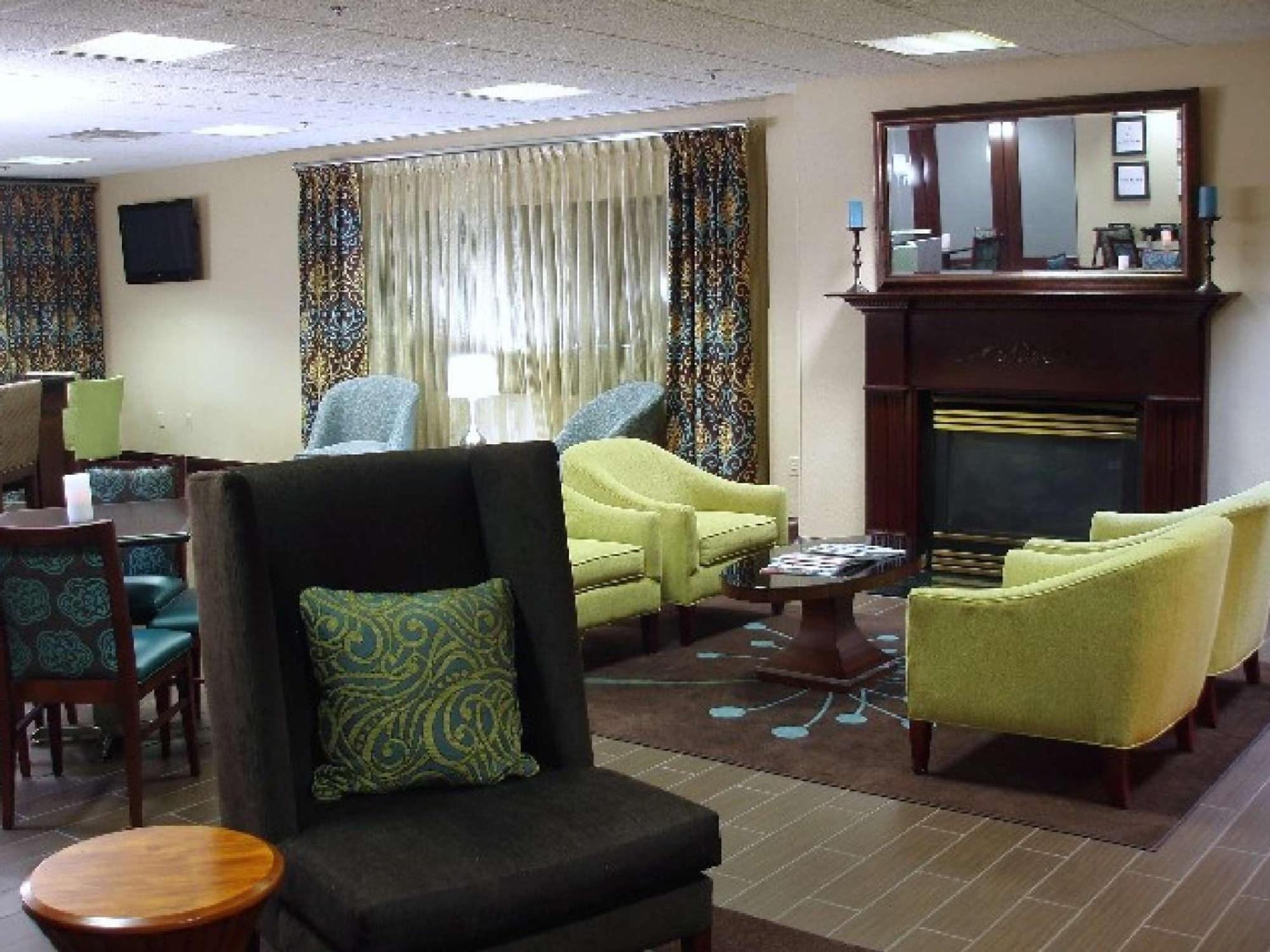 Berea Vacations - Hampton Inn Richmond KY - Property Image 4
