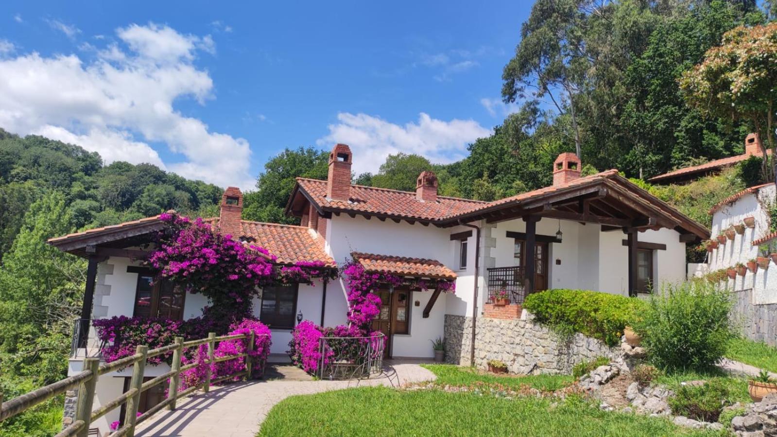 Apartamentos La Güertona