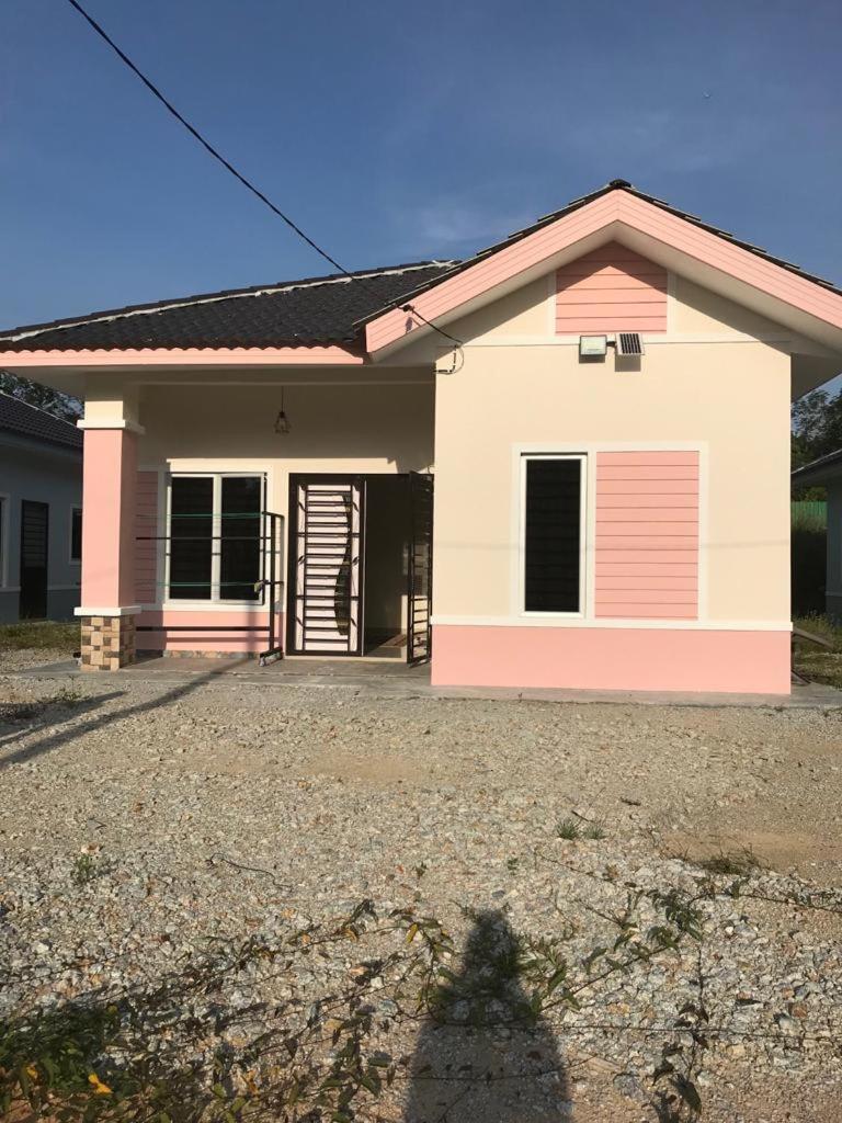 Homestay Dalilah Islam Sendayan