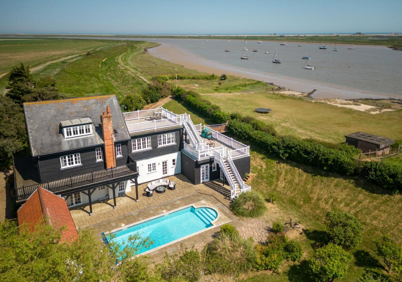 5 Bed in Orford oc-pav