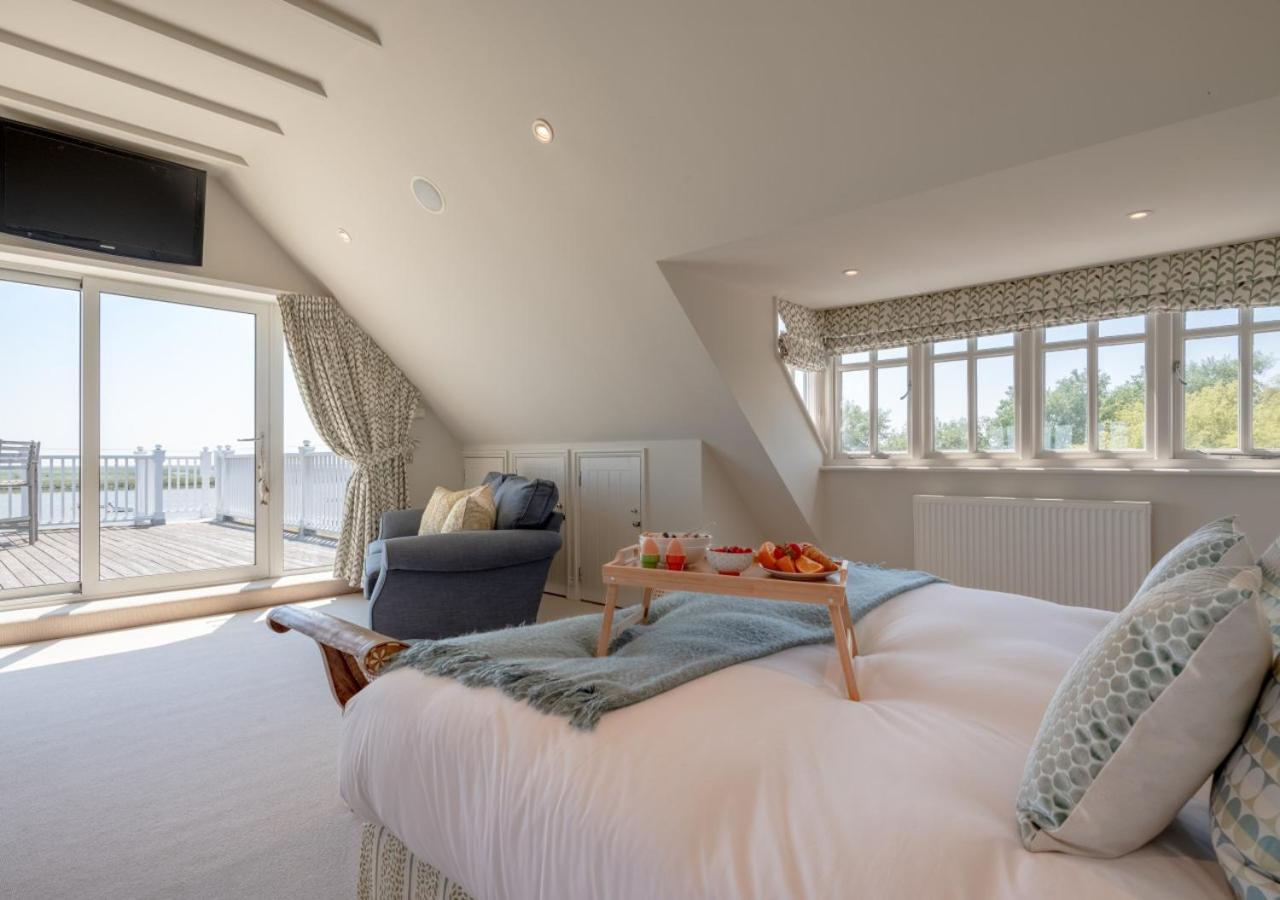 5 Bed in Orford oc-pav