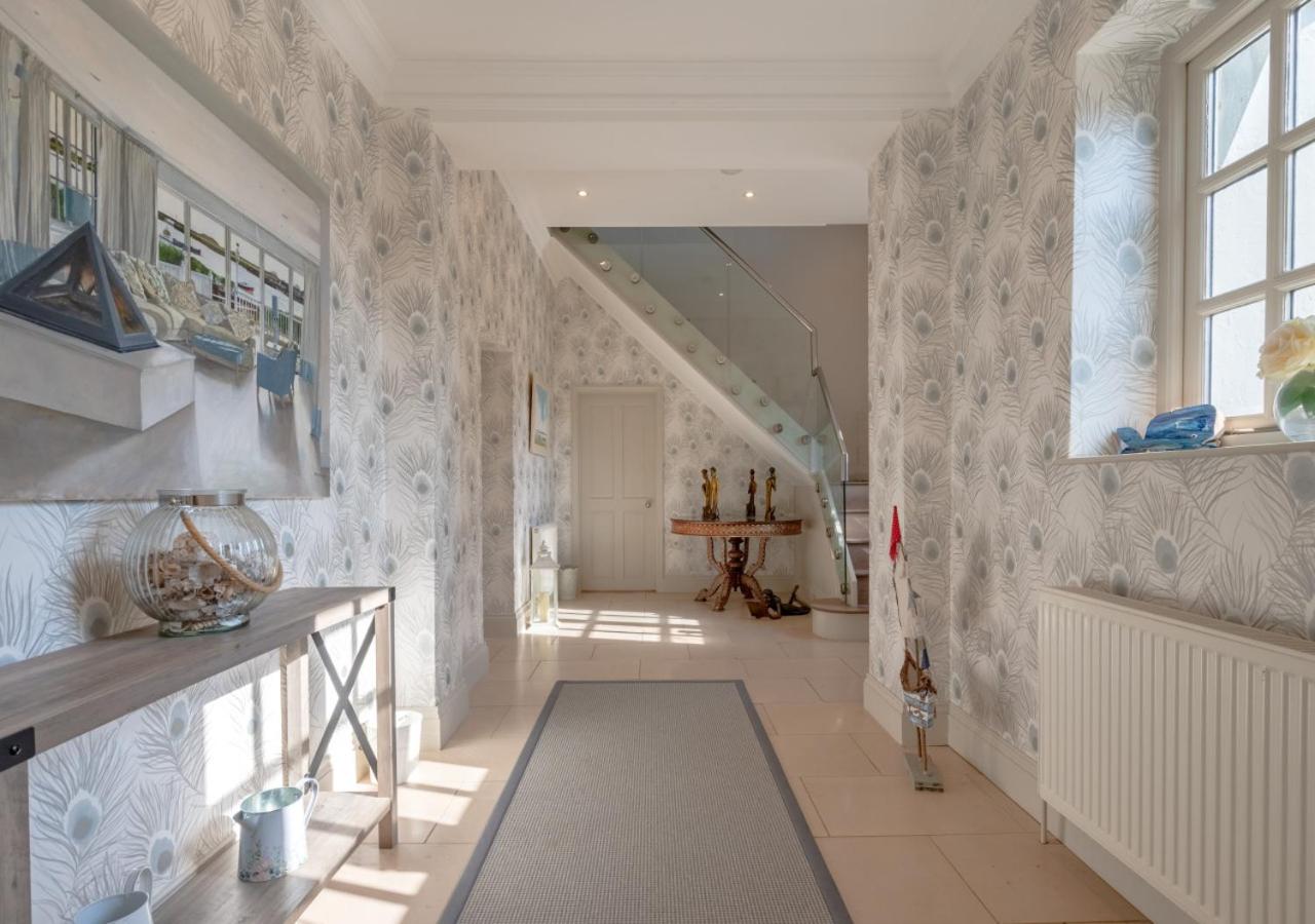 5 Bed in Orford oc-pav